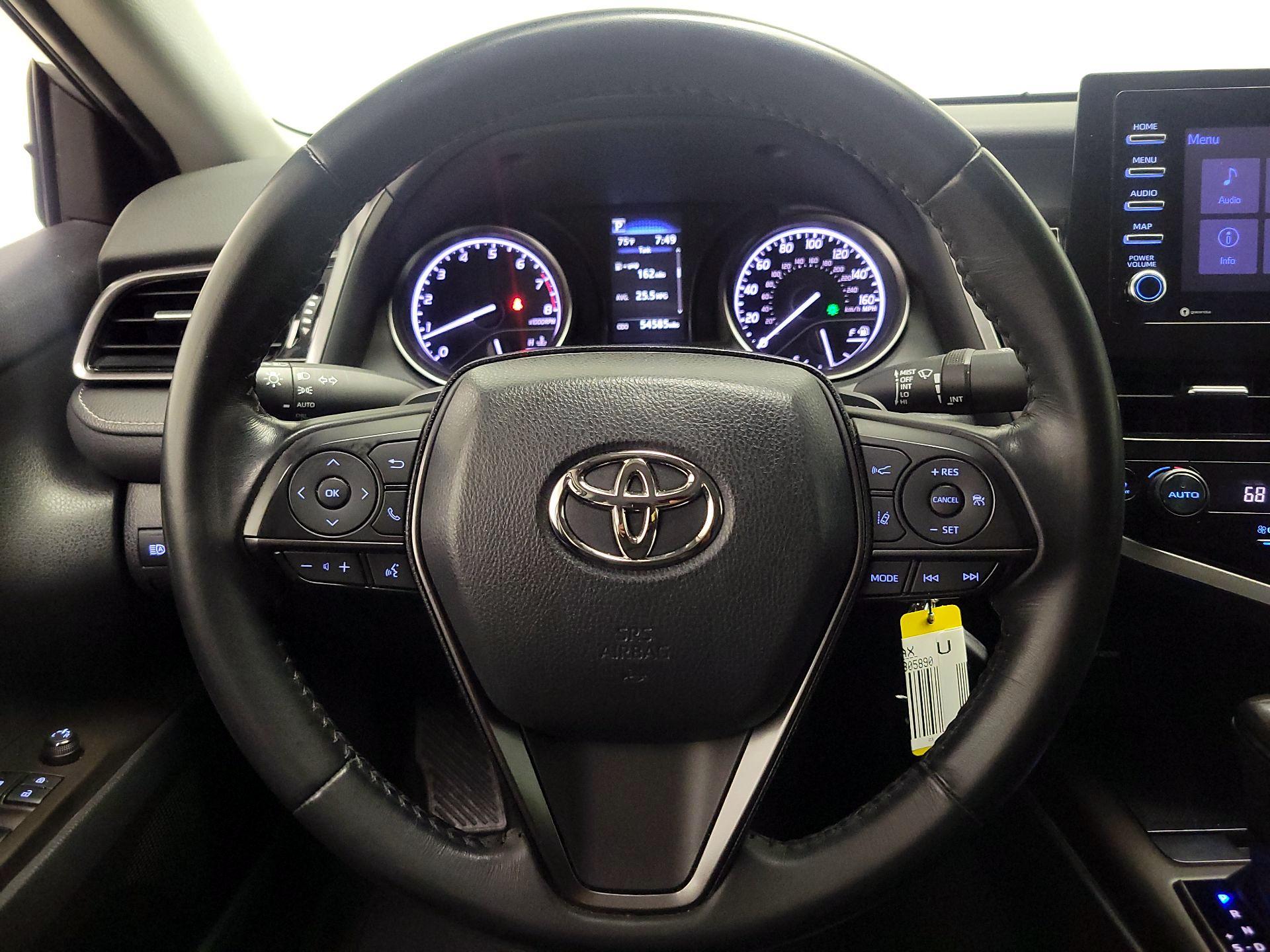 Thumbnail: 2023 Toyota Camry - 10
