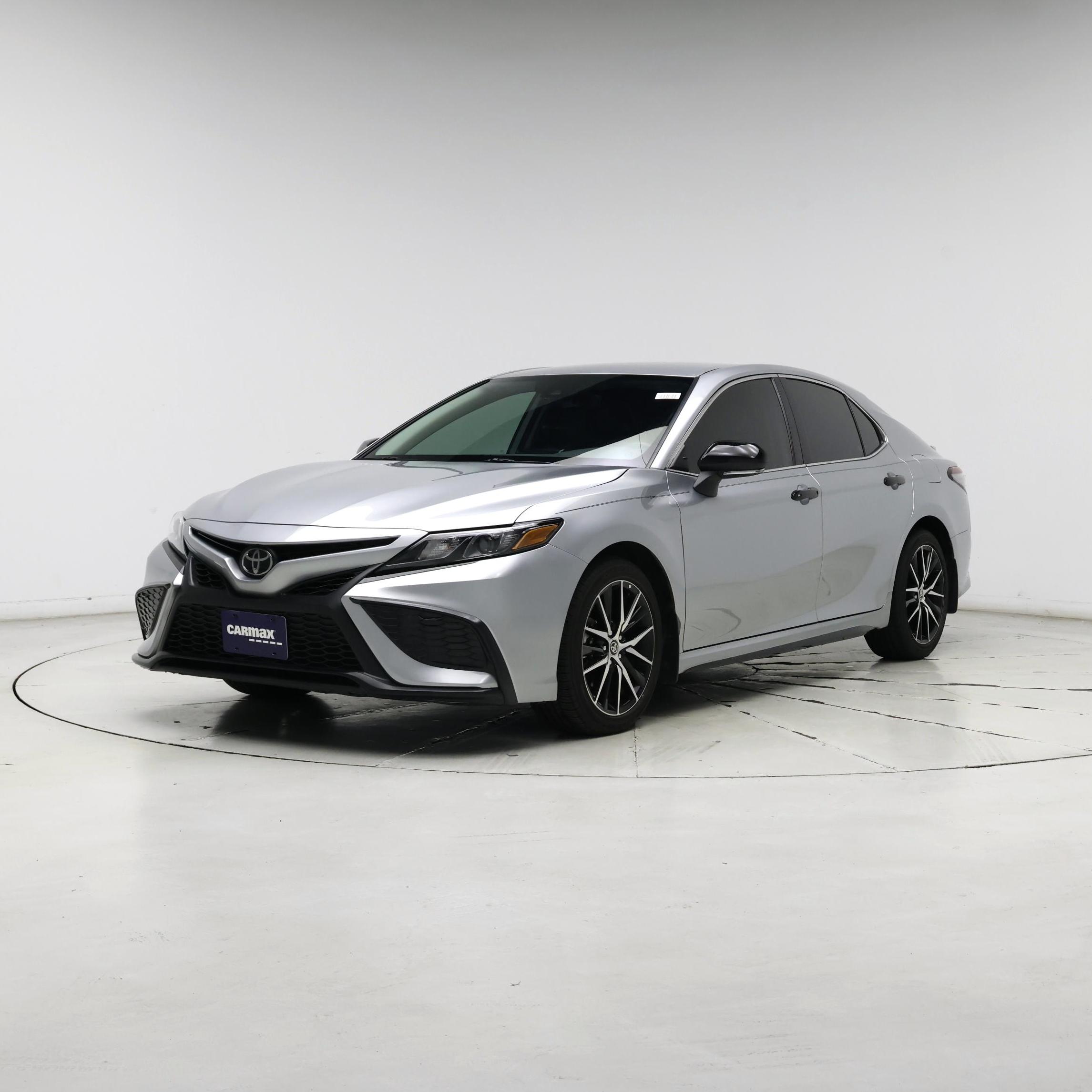 Thumbnail: 2023 Toyota Camry - 4