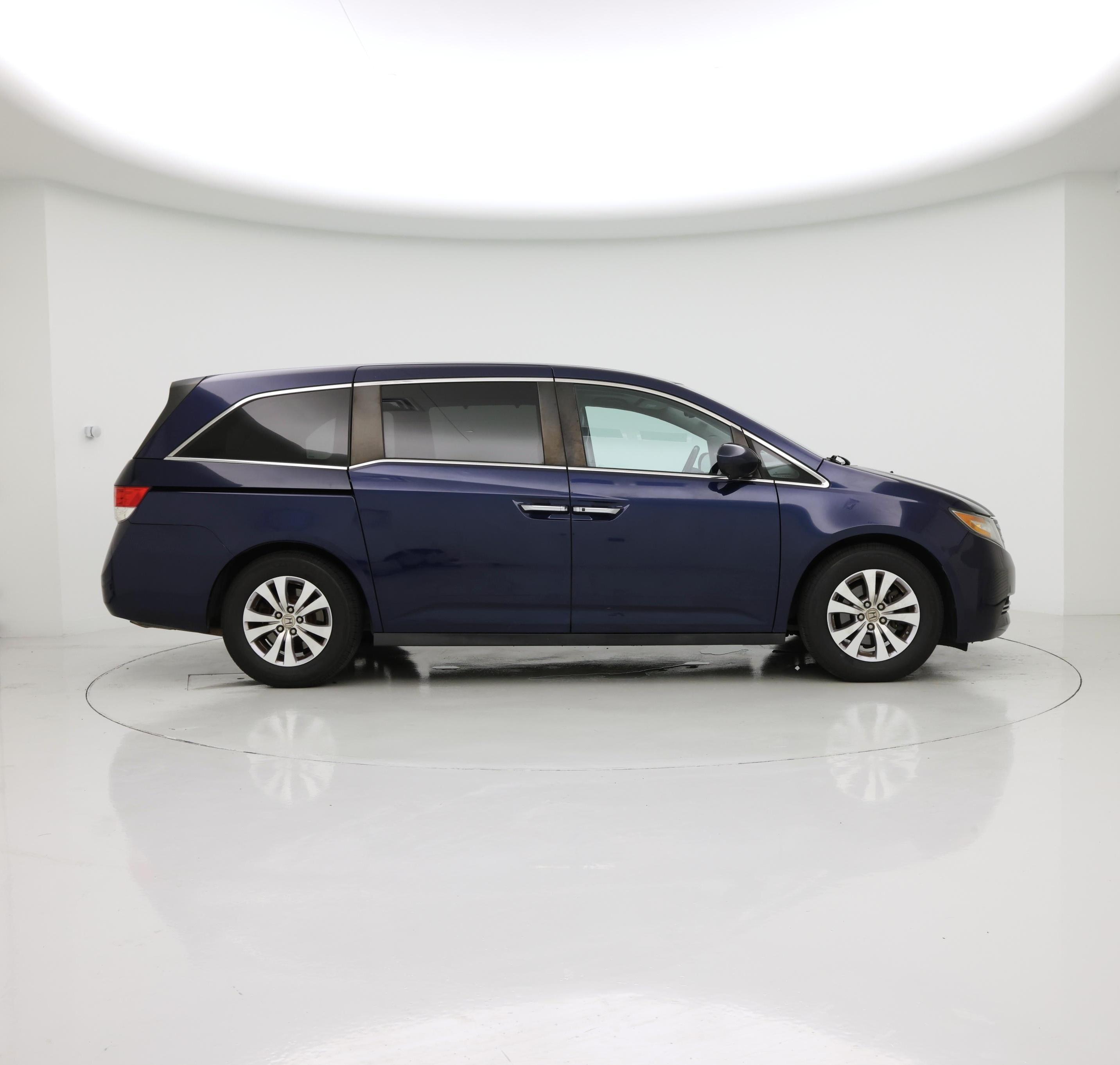 Thumbnail: 2015 Honda Odyssey - 7