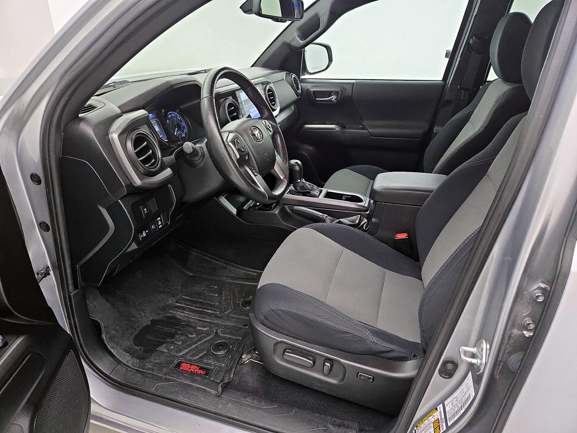 Thumbnail: 2021 Toyota Tacoma - 11