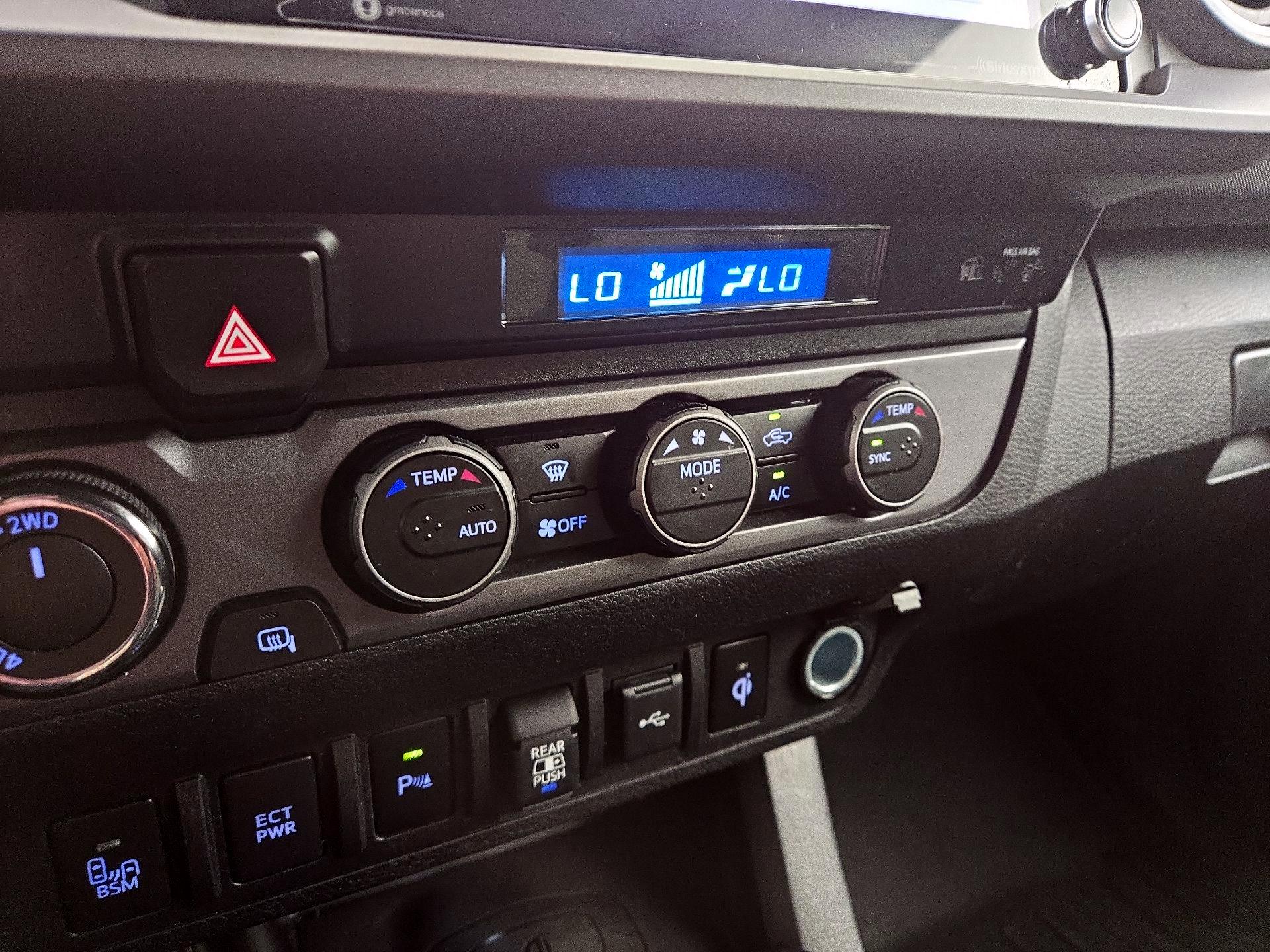 Thumbnail: 2021 Toyota Tacoma - 17
