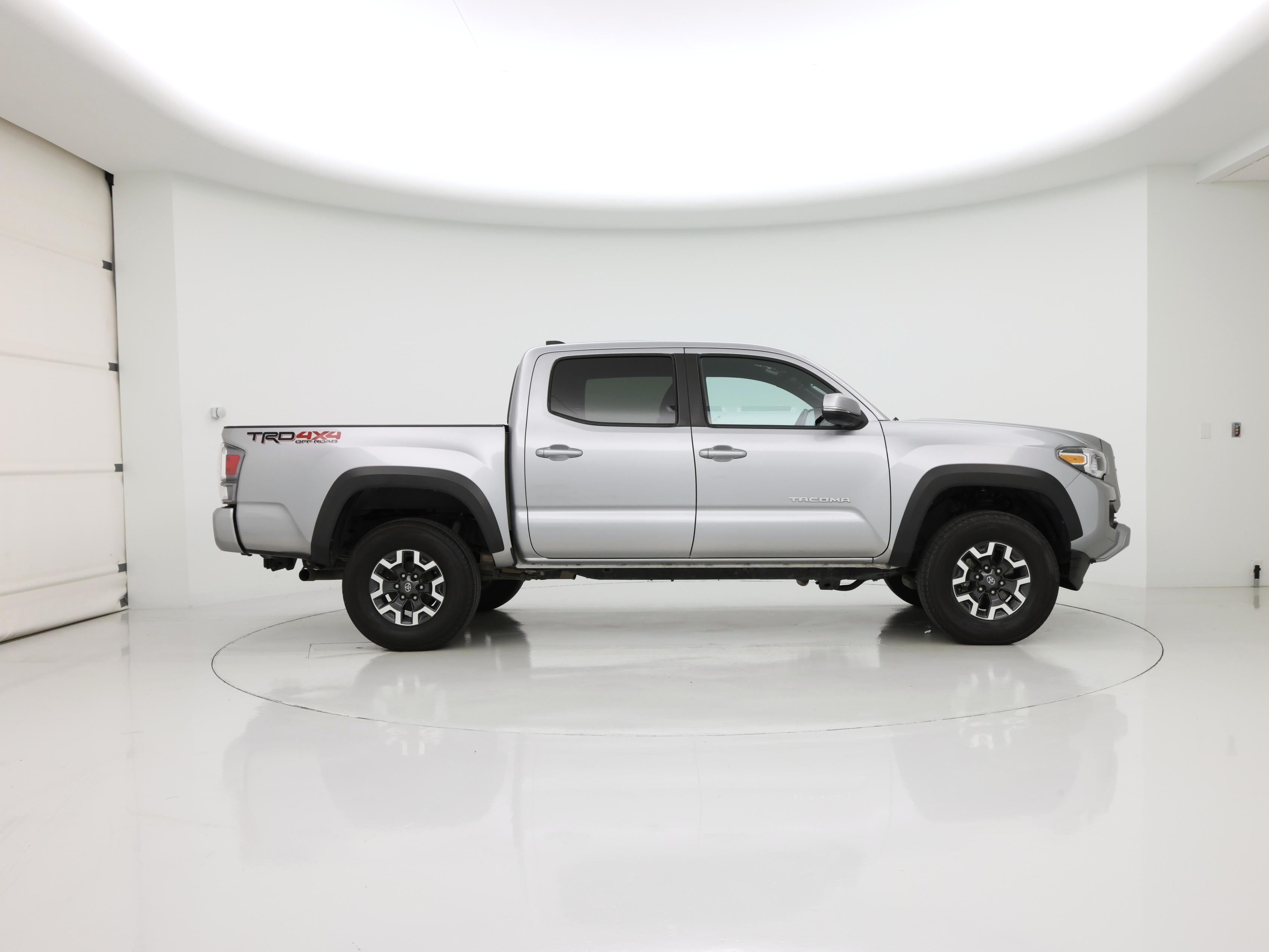 Thumbnail: 2021 Toyota Tacoma - 7