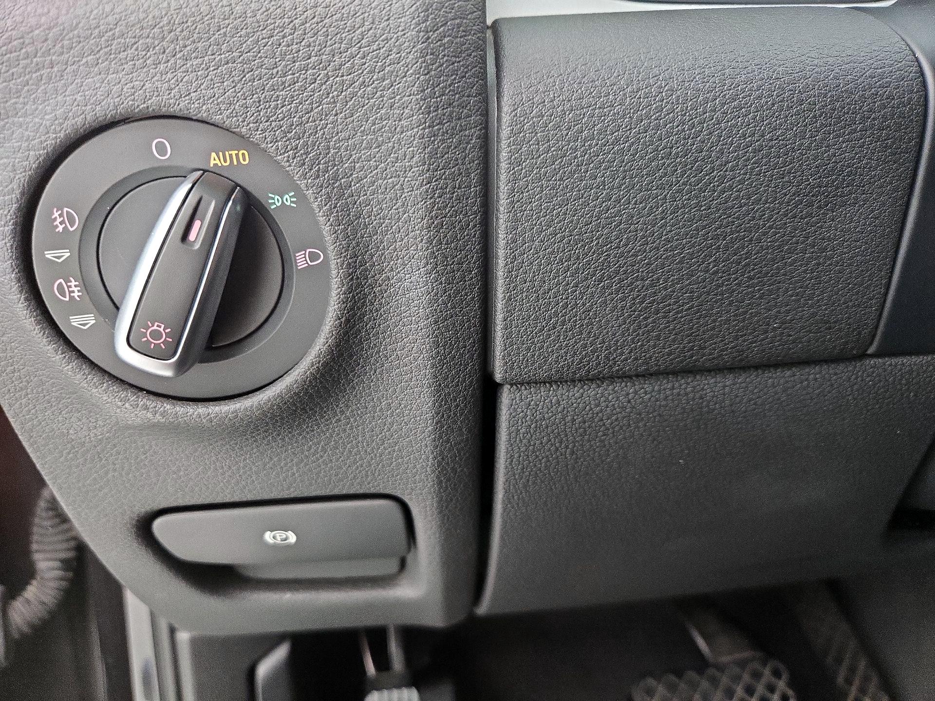 Thumbnail: 2014 Audi Q7 - 13