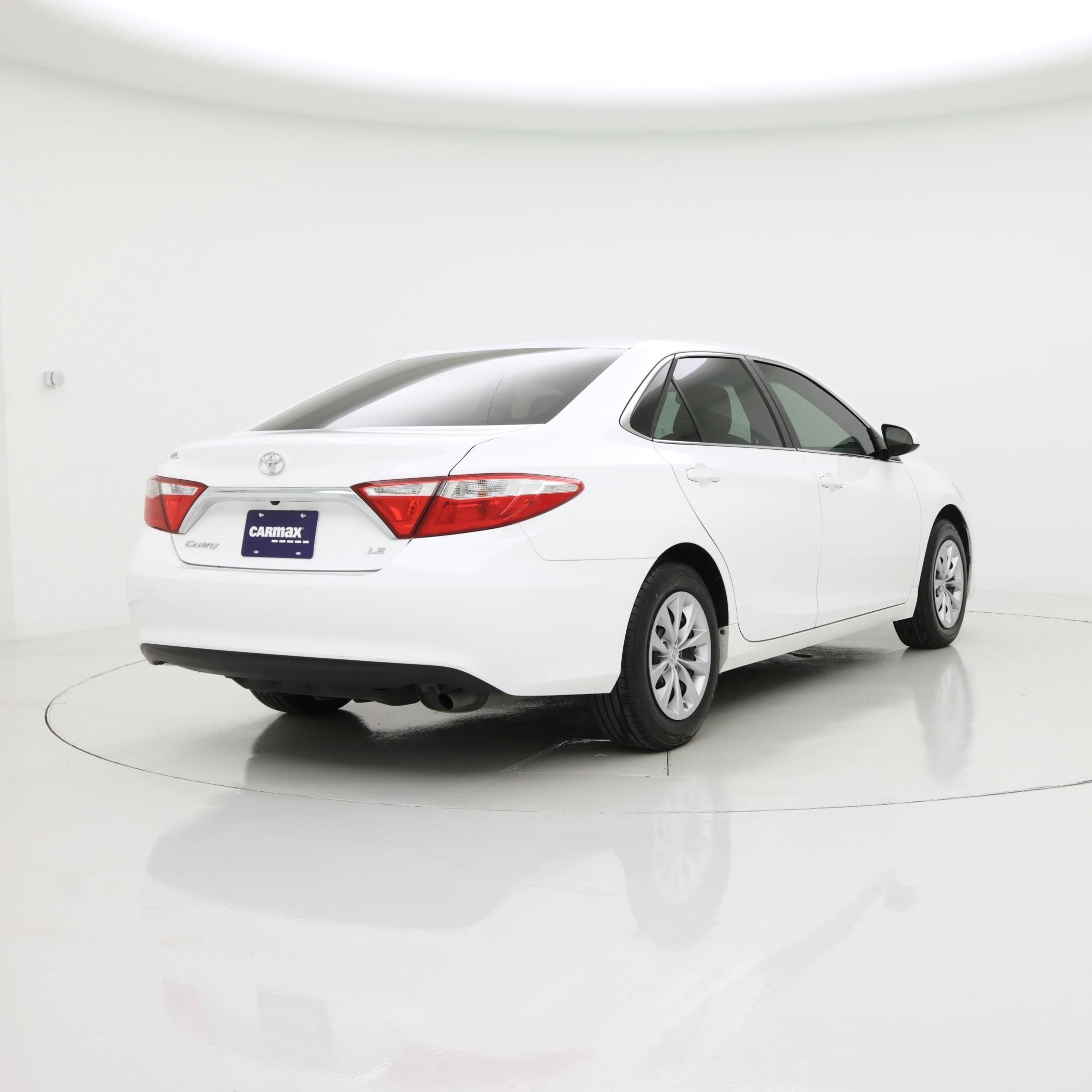 Thumbnail: 2016 Toyota Camry - 8