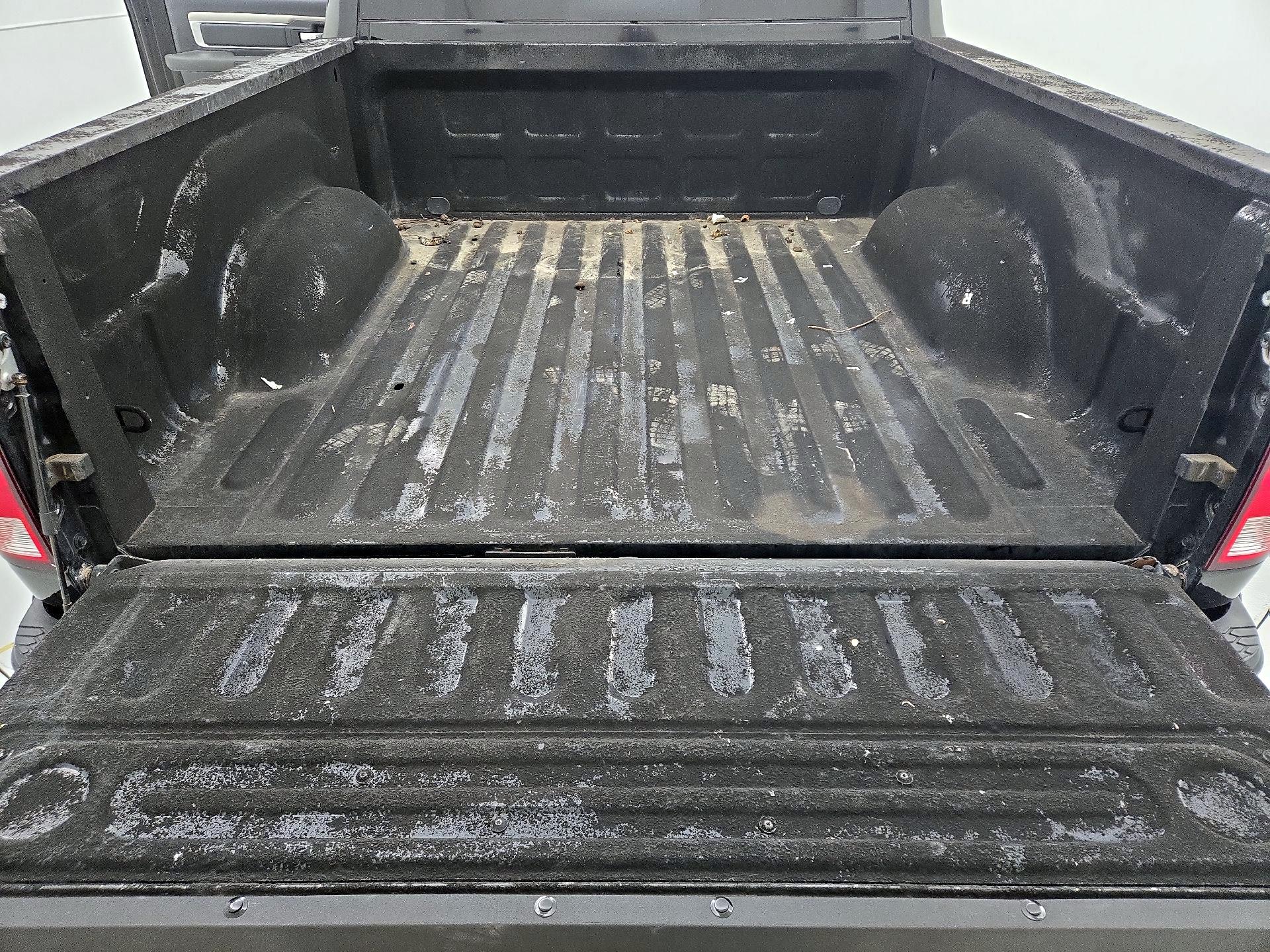 Thumbnail: 2019 RAM 1500 Classic - 20