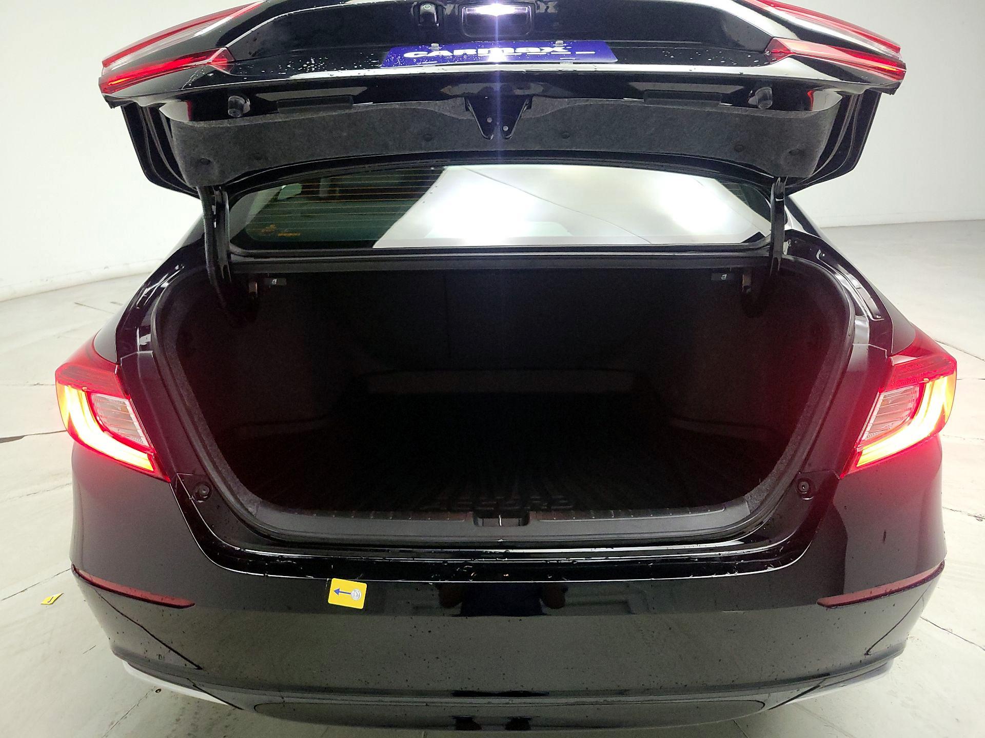 Thumbnail: 2019 Honda Accord - 20