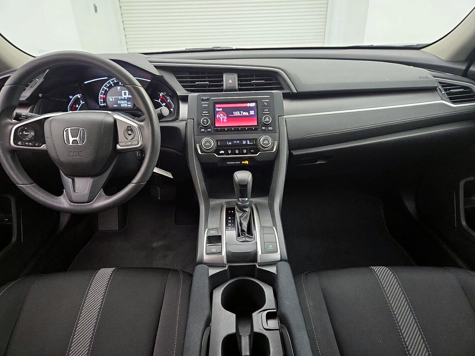 Thumbnail: 2017 Honda Civic - 9