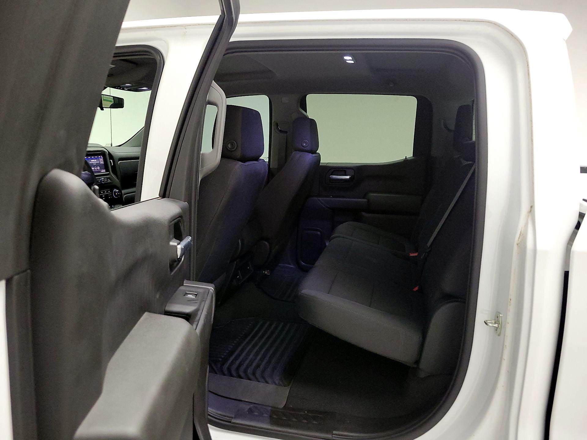 Thumbnail: 2021 Chevrolet Silverado 1500 - 19