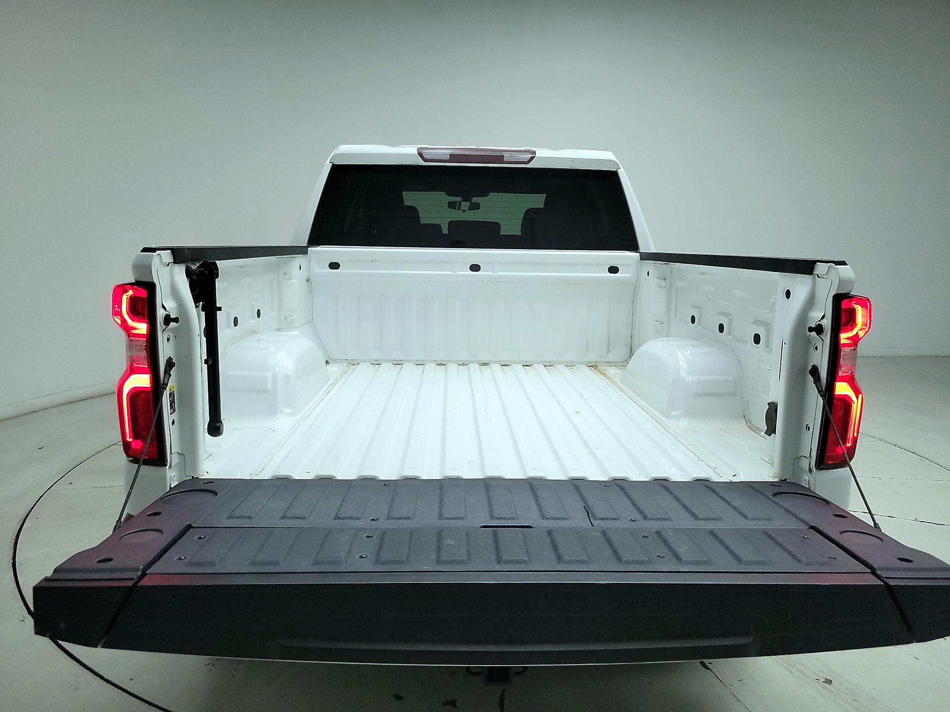 Thumbnail: 2021 Chevrolet Silverado 1500 - 20