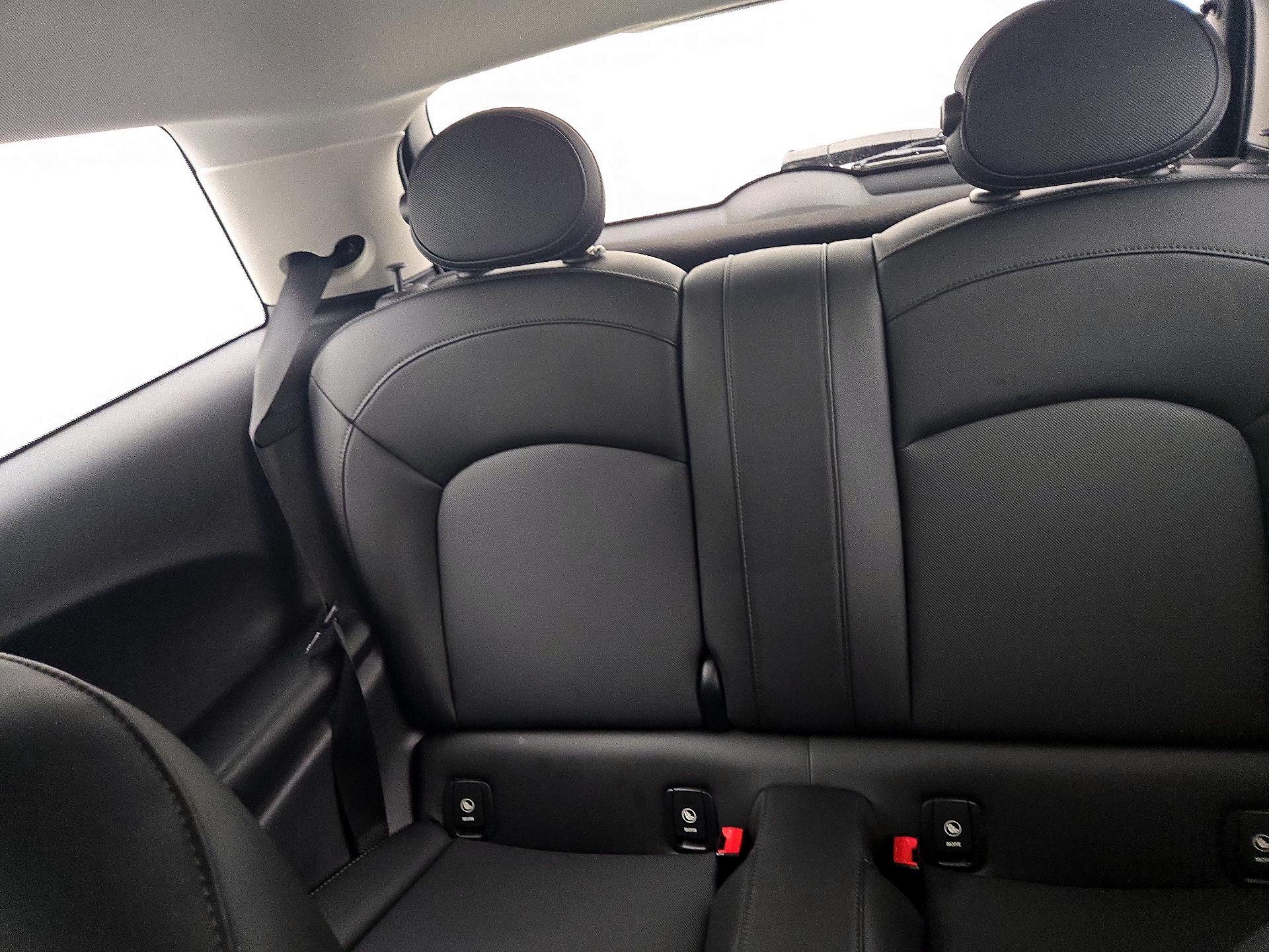 Thumbnail: 2019 MINI Cooper Hardtop - 19