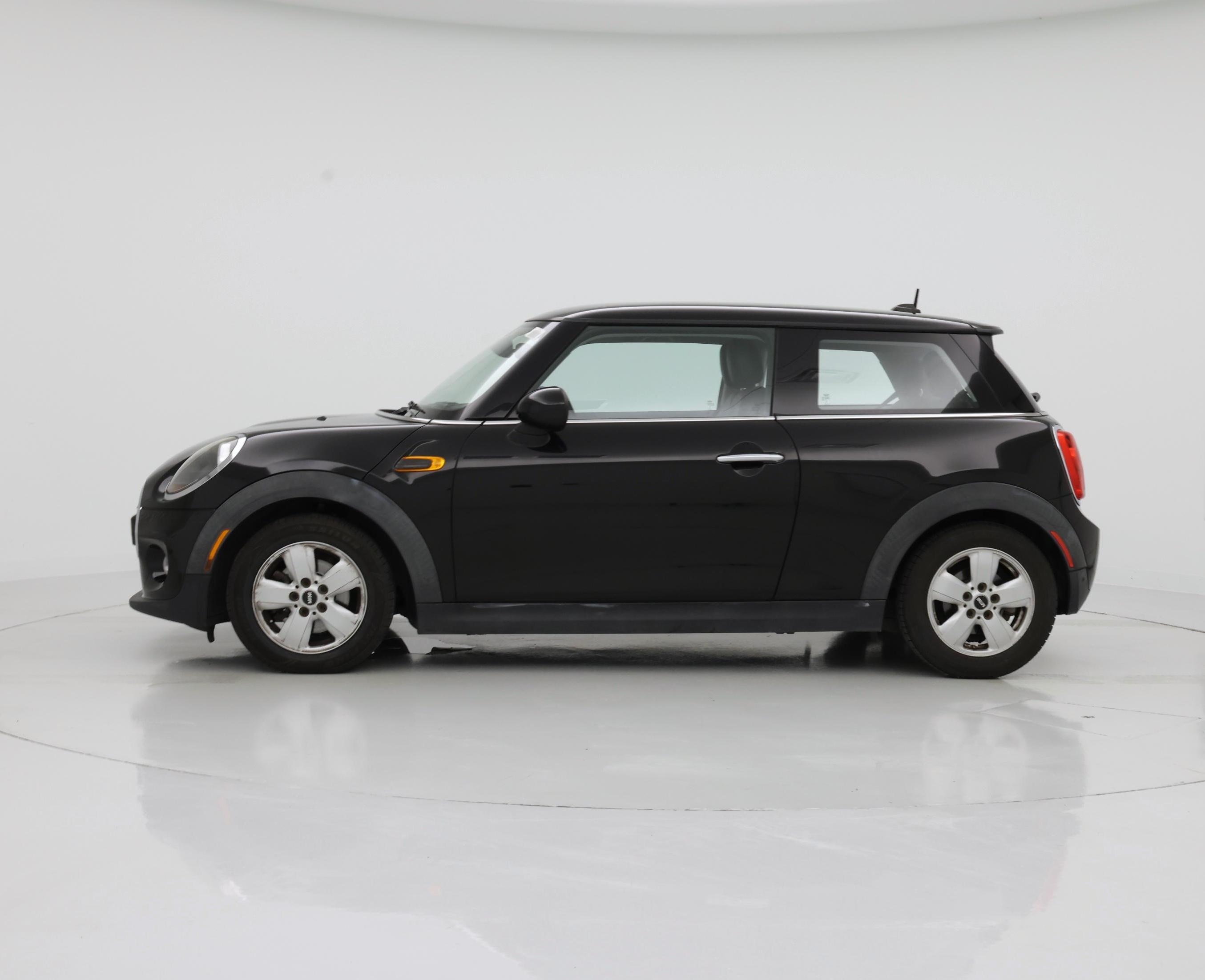 Thumbnail: 2019 MINI Cooper Hardtop - 3