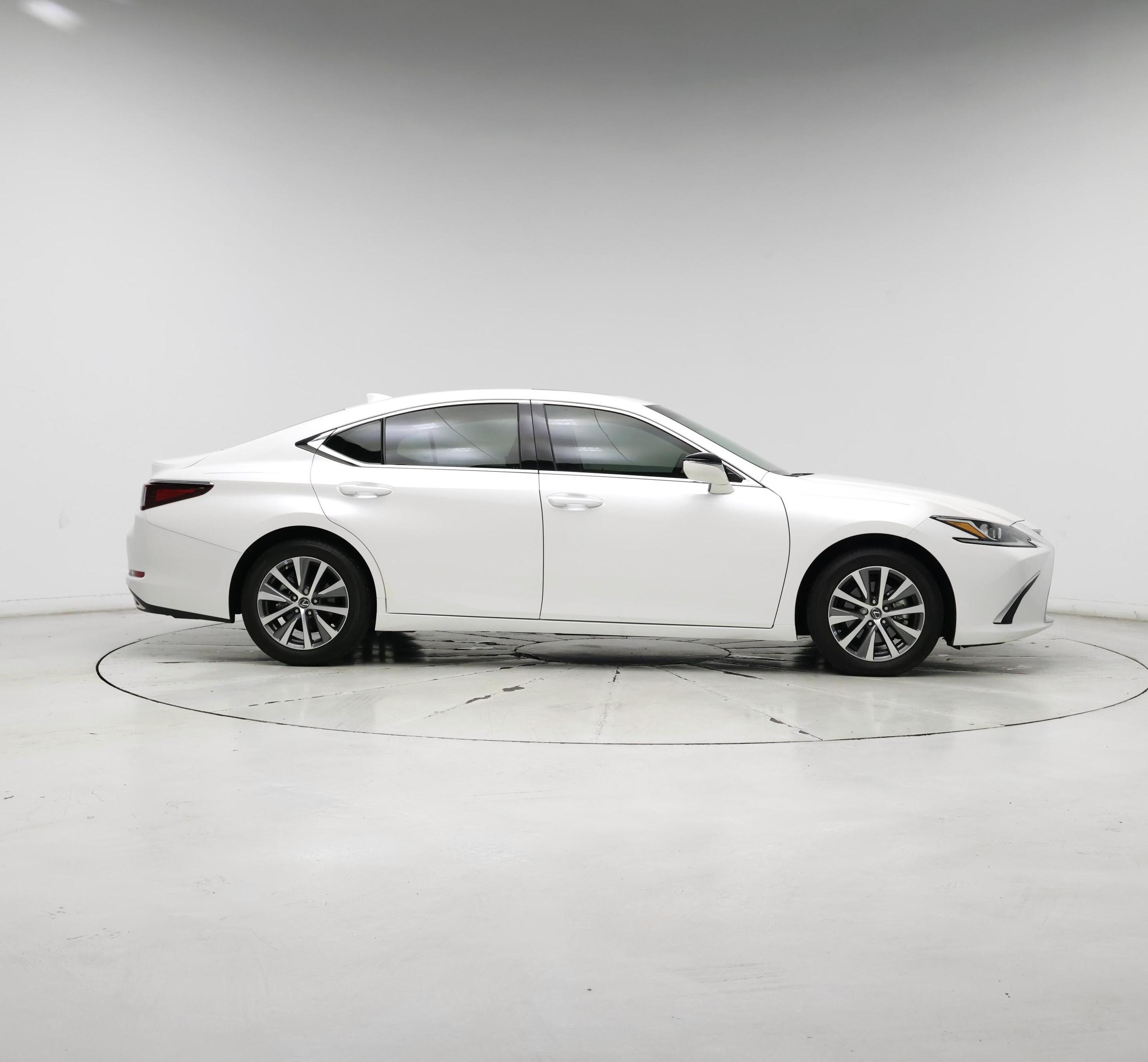 Thumbnail: 2019 Lexus ES - 7