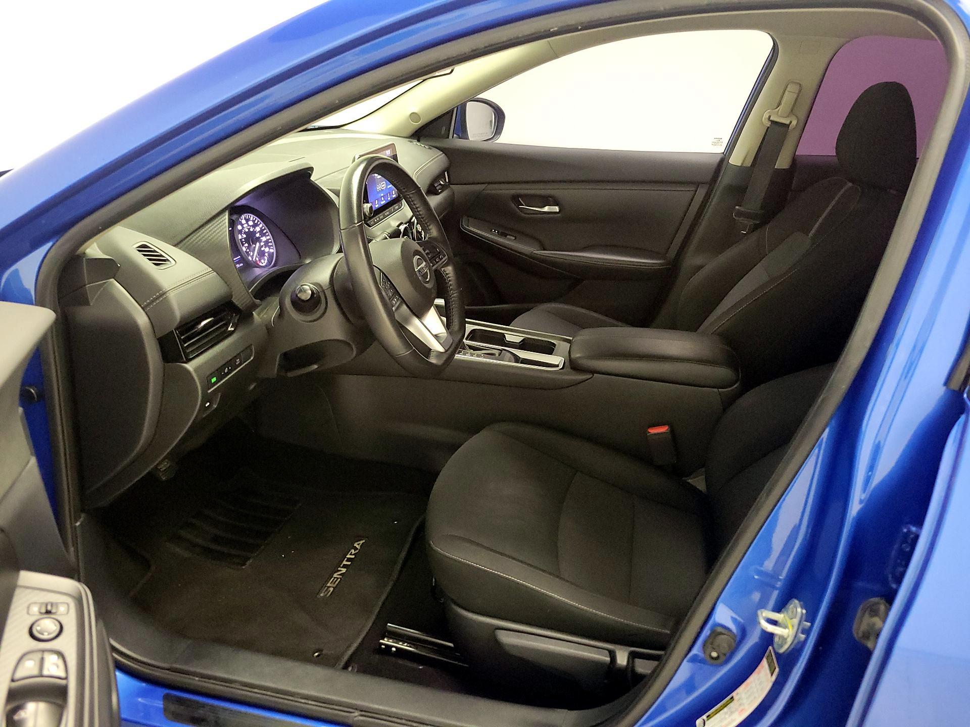 Thumbnail: 2022 Nissan Sentra - 11