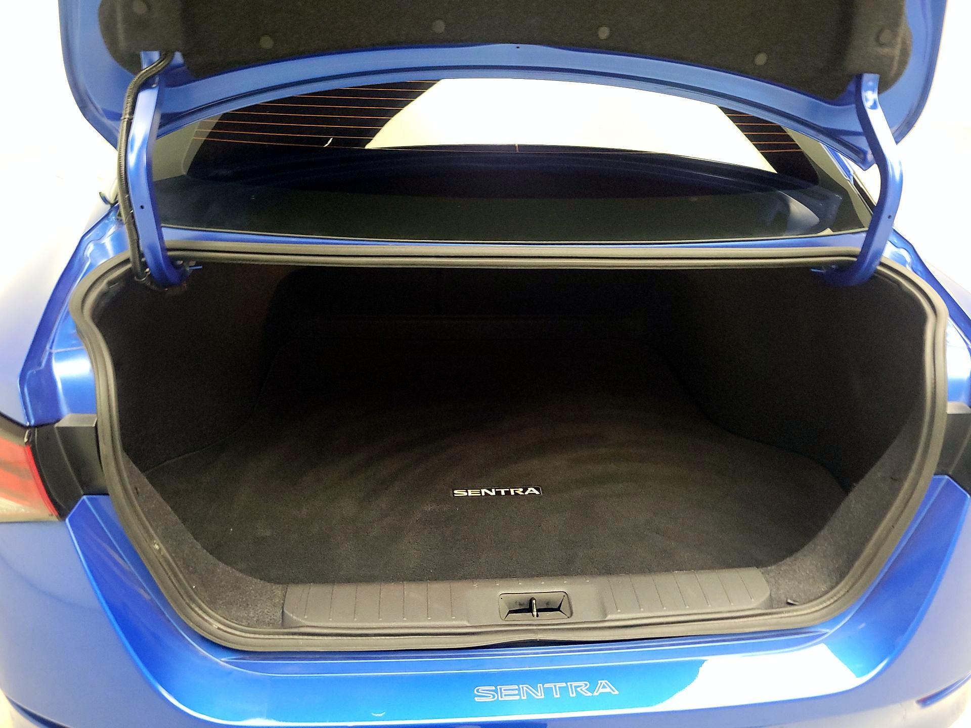 Thumbnail: 2022 Nissan Sentra - 20