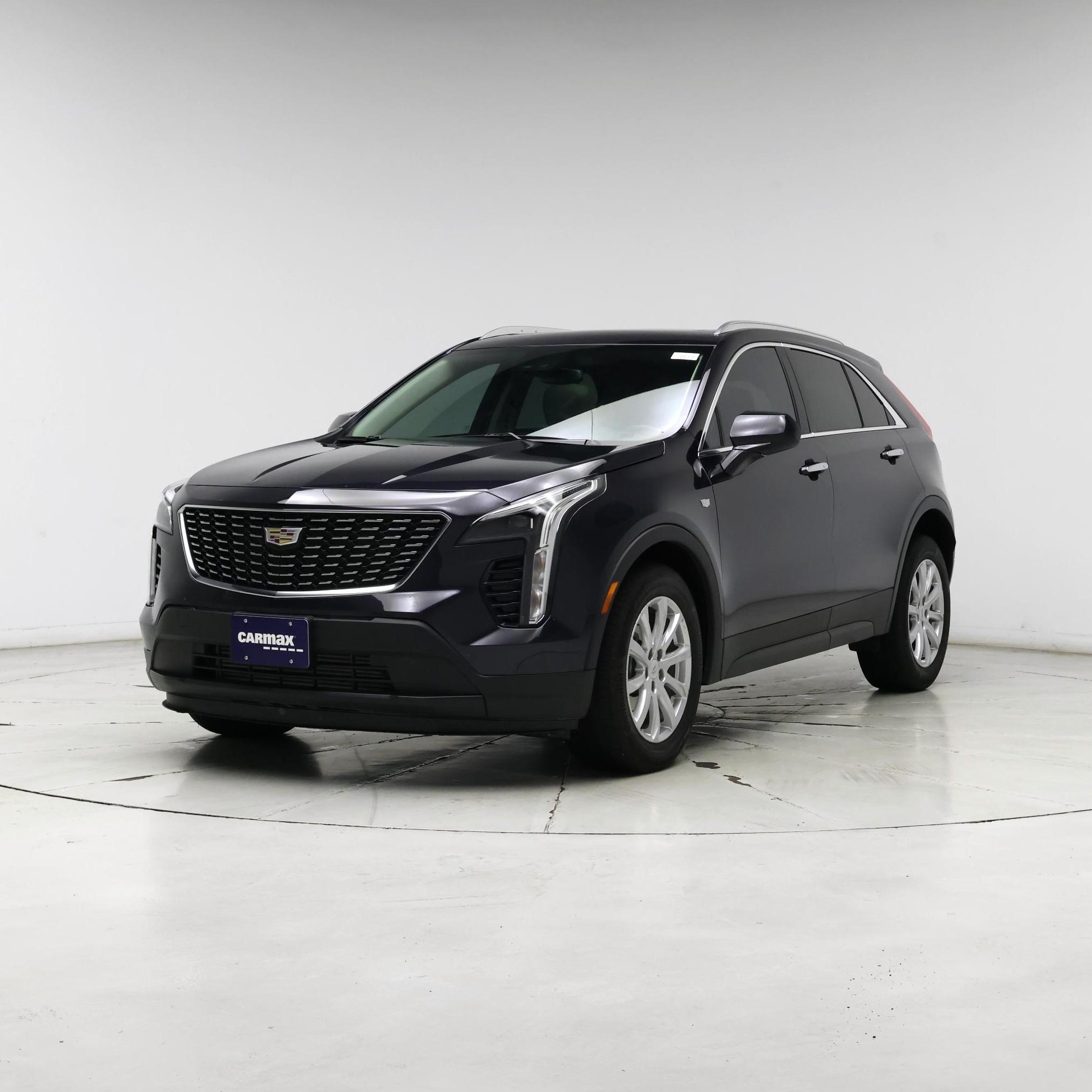Thumbnail: 2023 Cadillac XT4 - 4