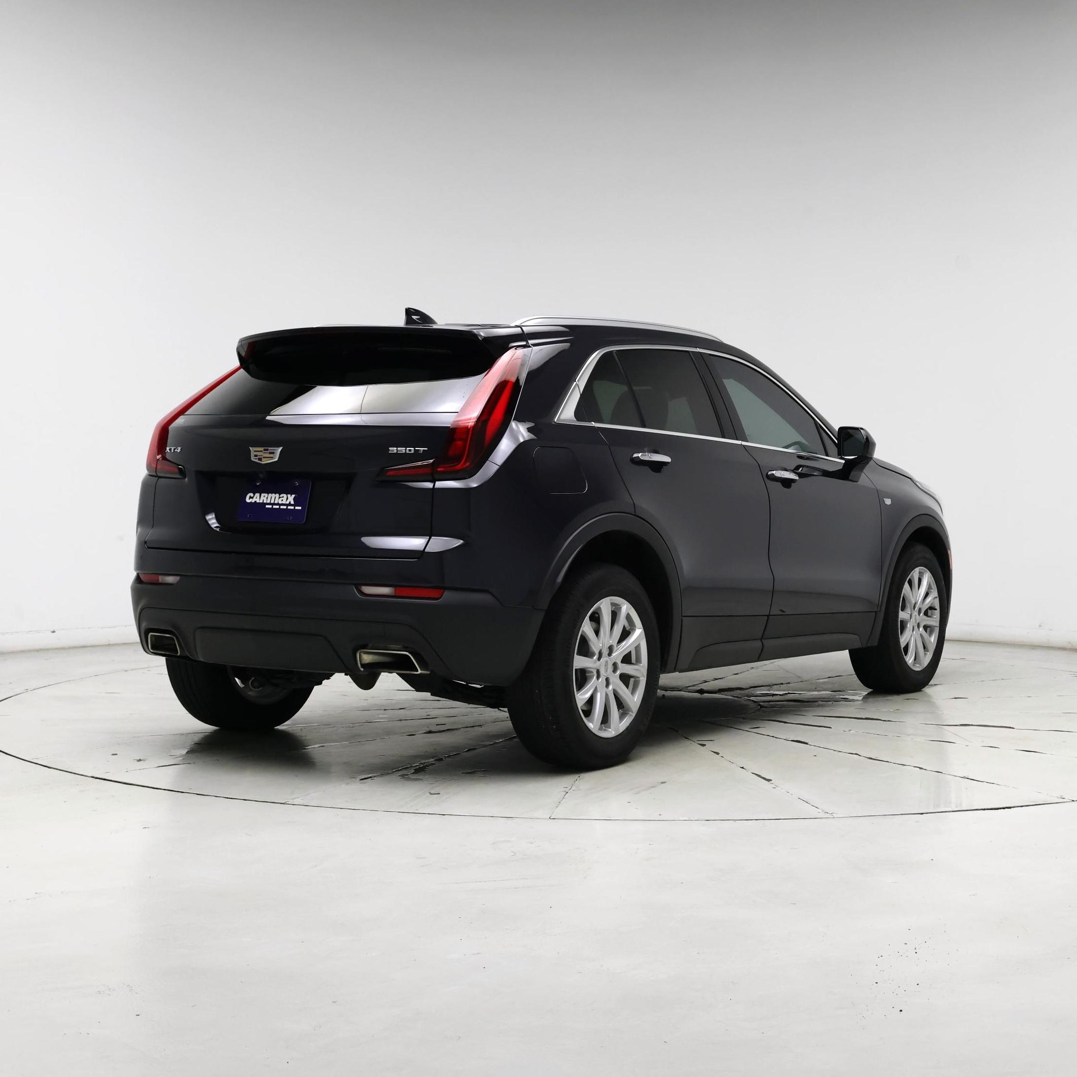 Thumbnail: 2023 Cadillac XT4 - 8