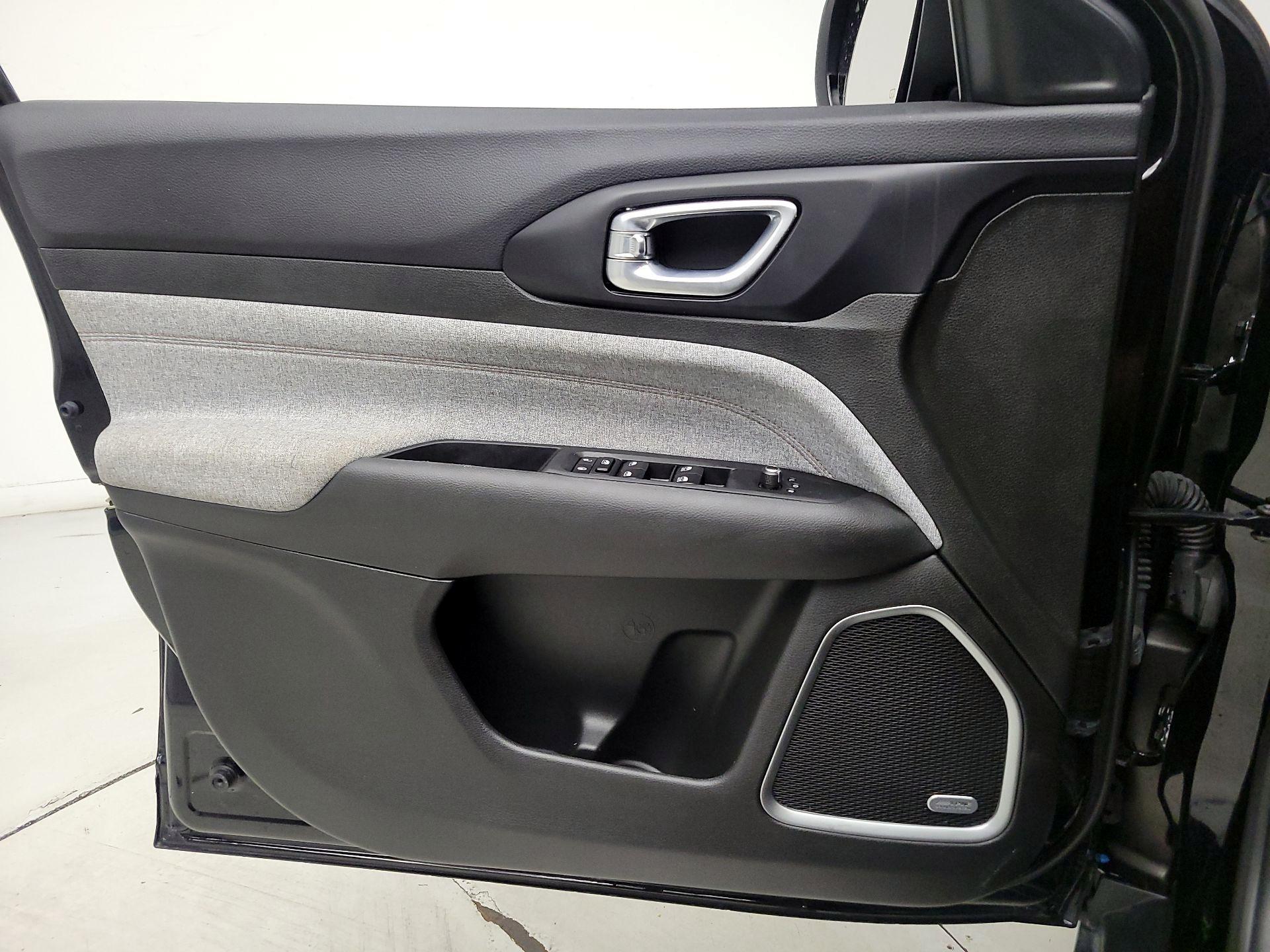 Thumbnail: 2024 Jeep Compass - 12