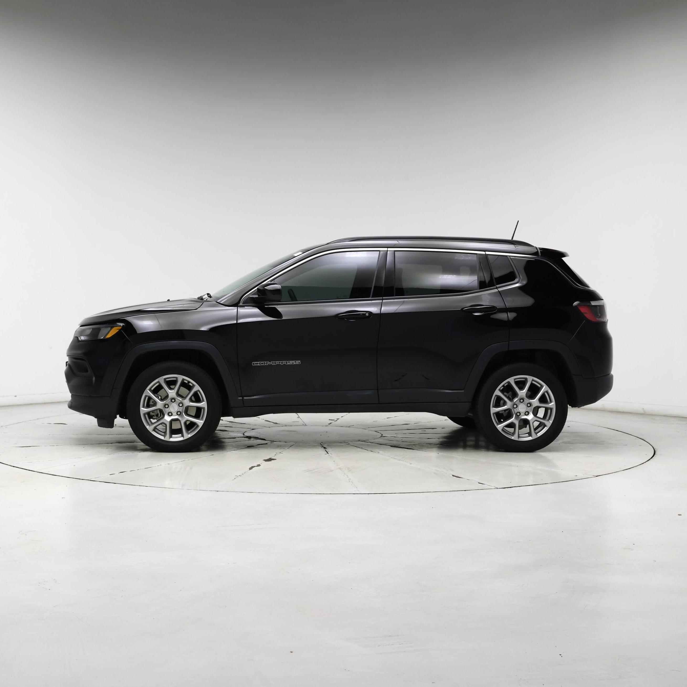 Thumbnail: 2024 Jeep Compass - 3