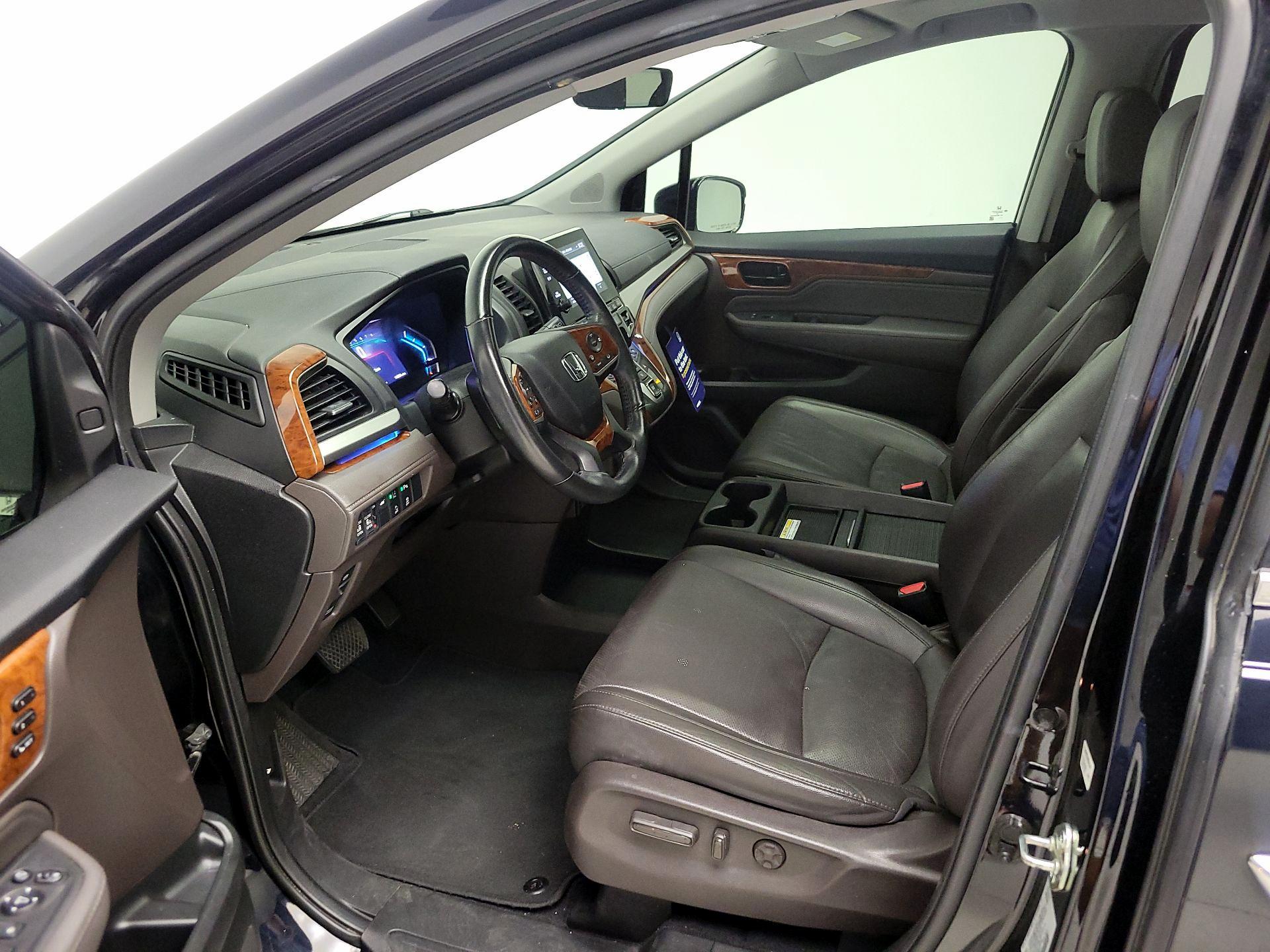 Thumbnail: 2019 Honda Odyssey - 11