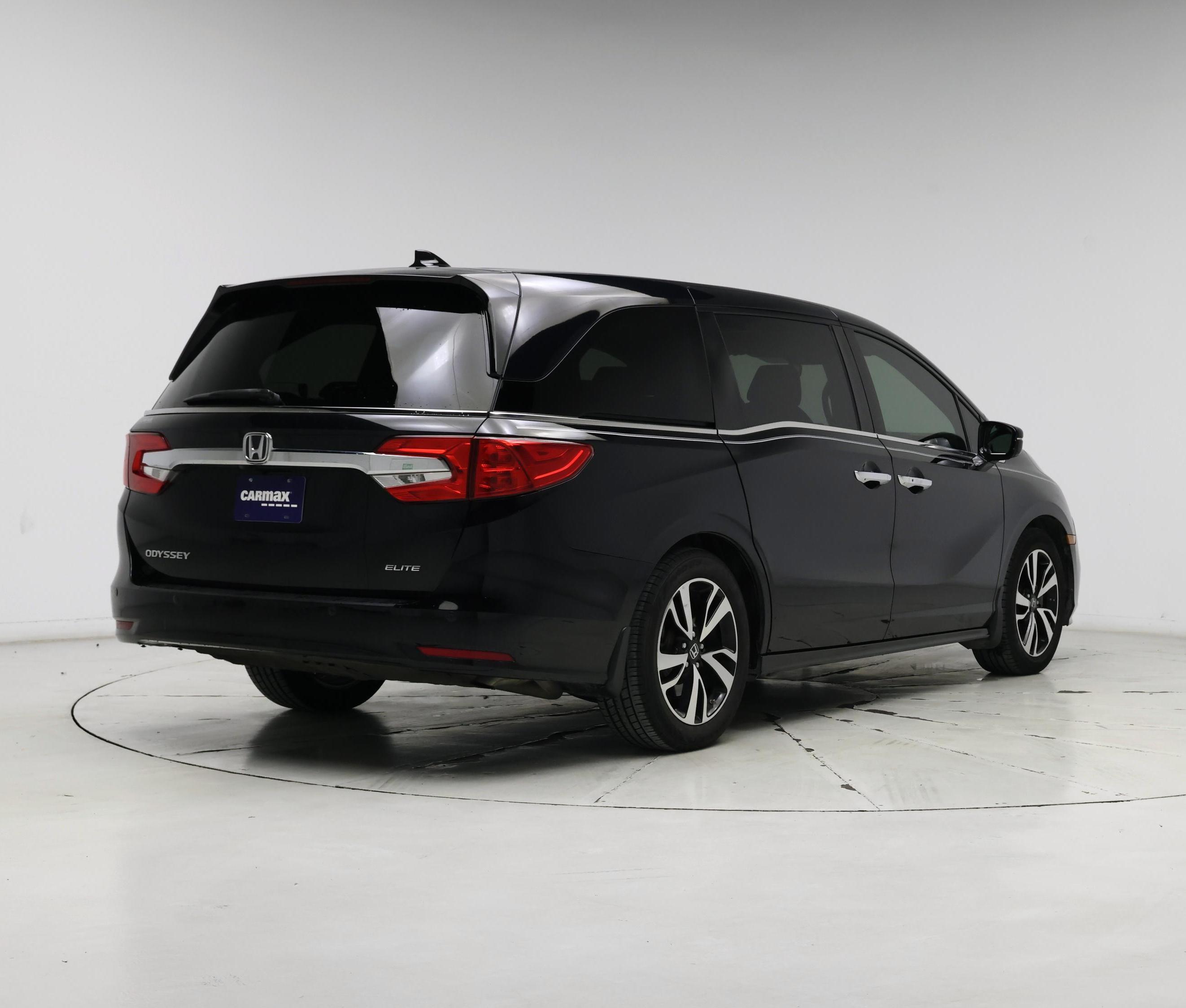 Thumbnail: 2019 Honda Odyssey - 8