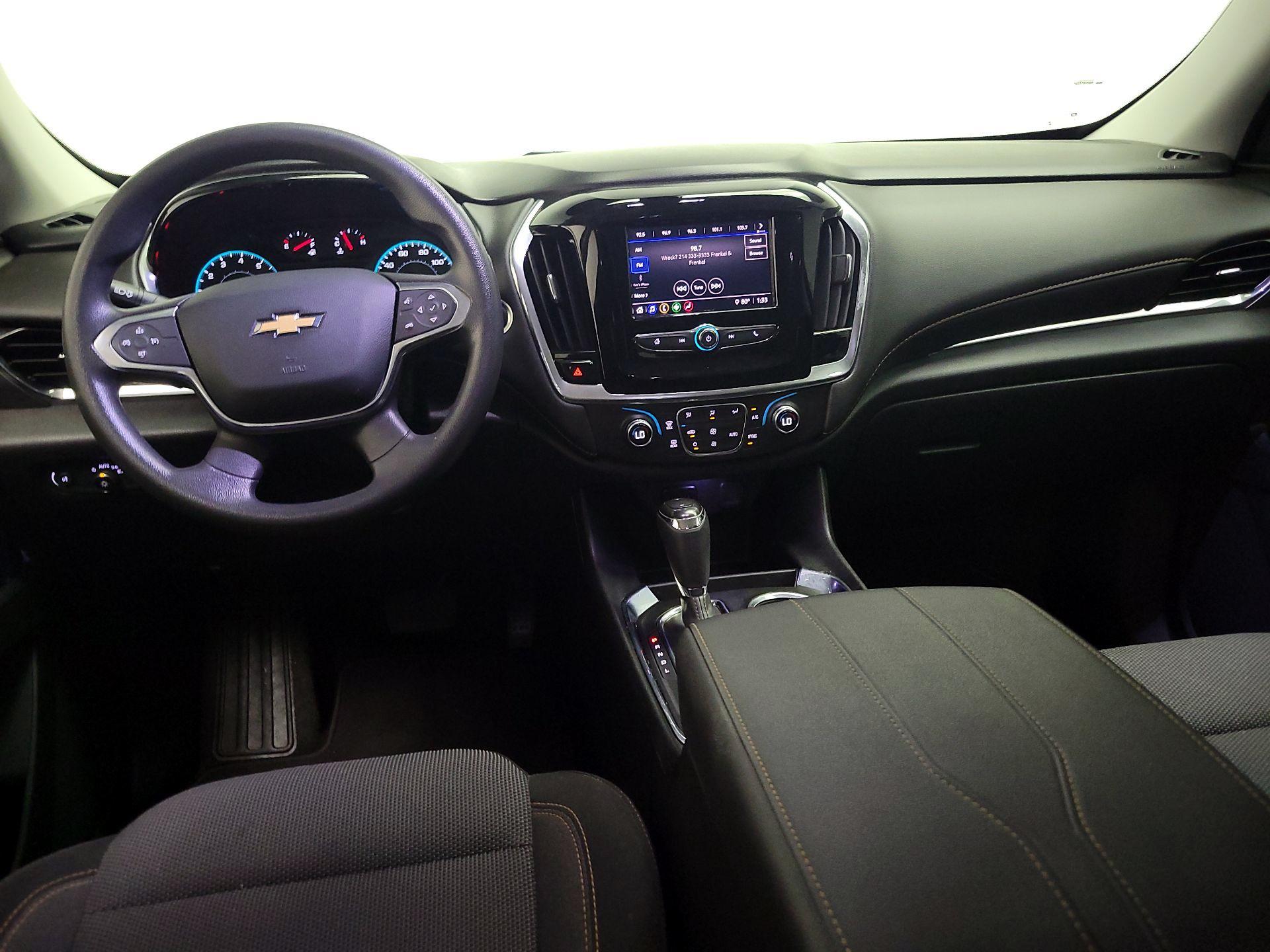Thumbnail: 2020 Chevrolet Traverse - 9