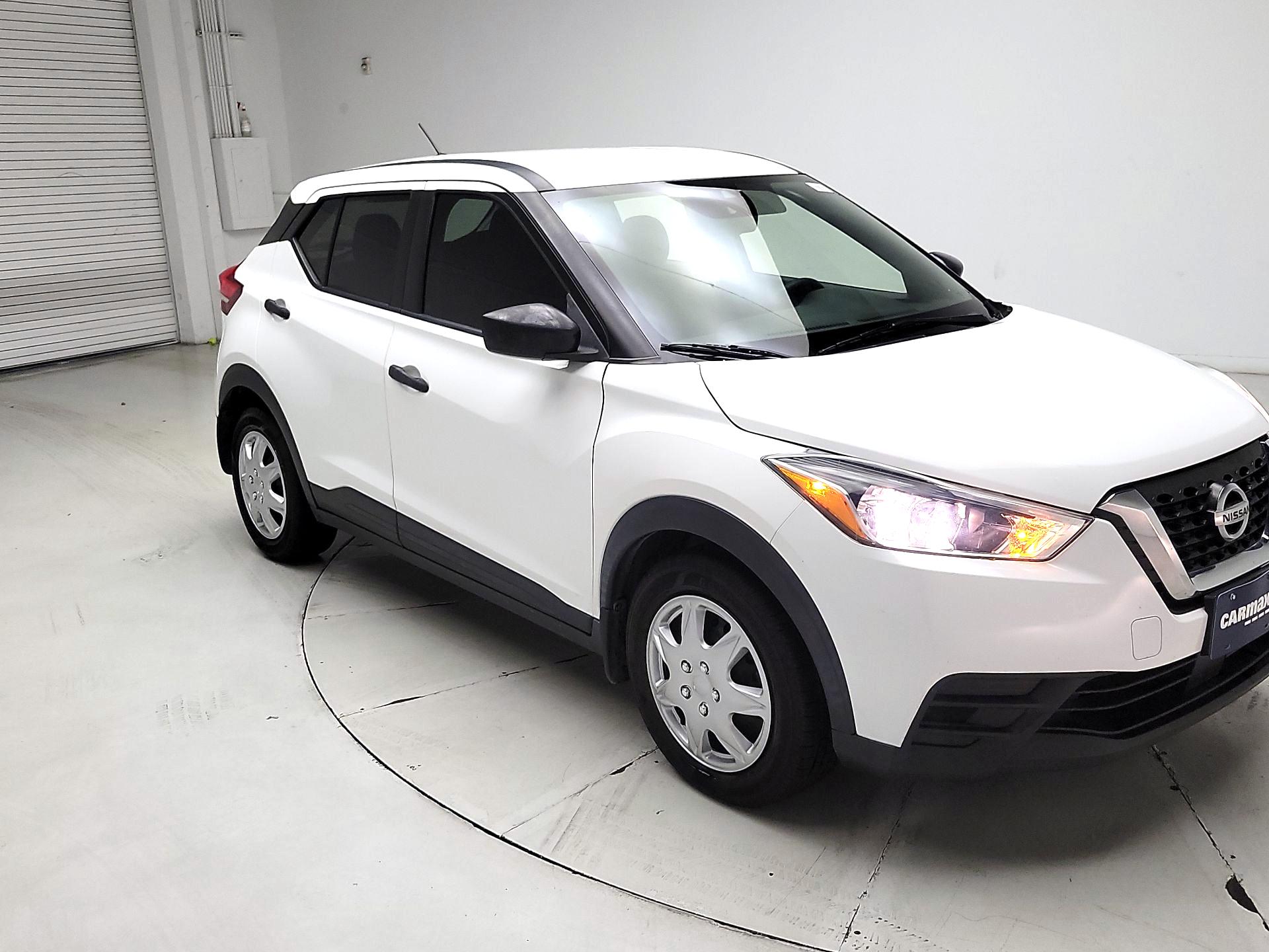 Thumbnail: 2020 Nissan Kicks - 1