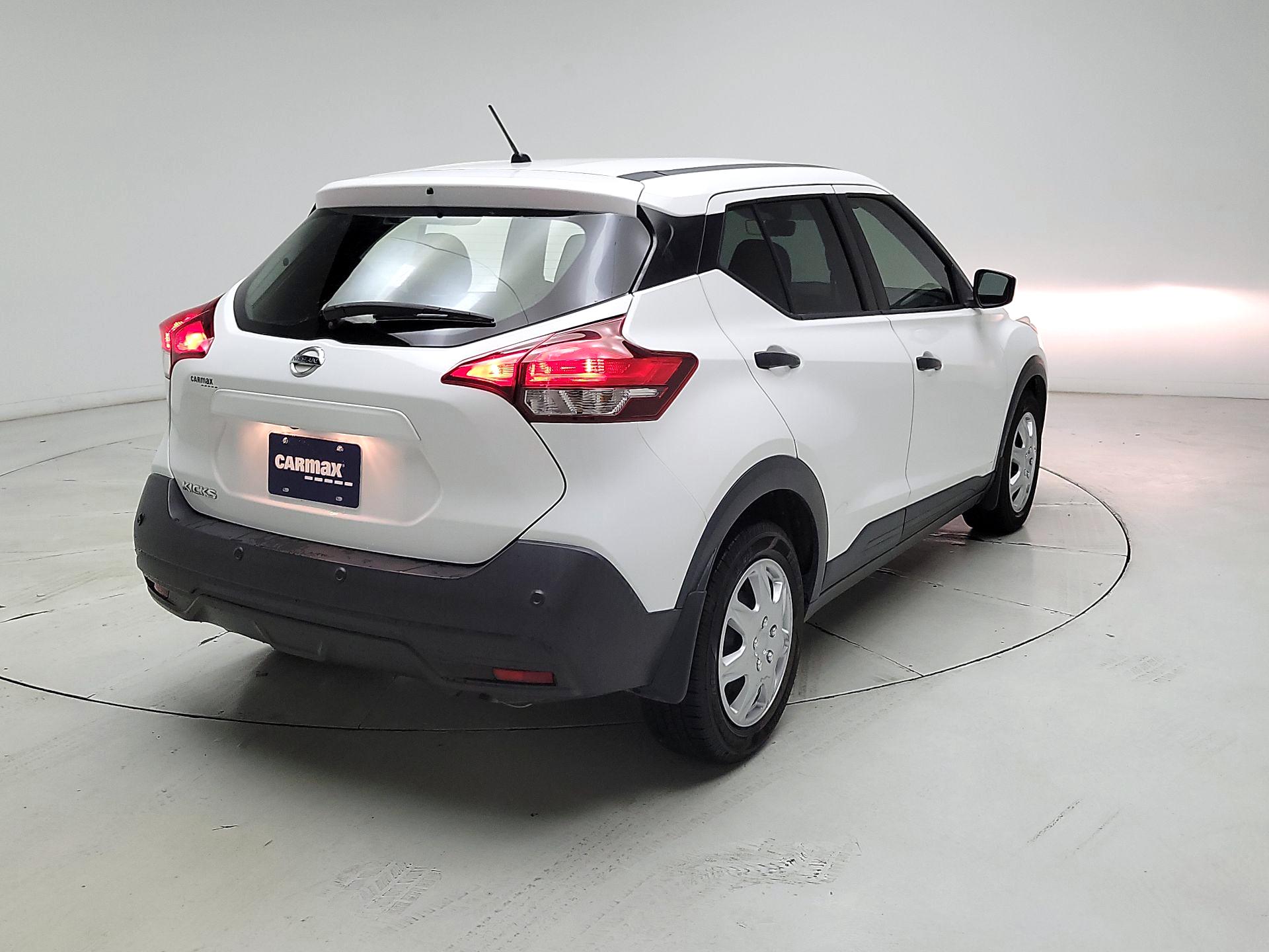 Thumbnail: 2020 Nissan Kicks - 5