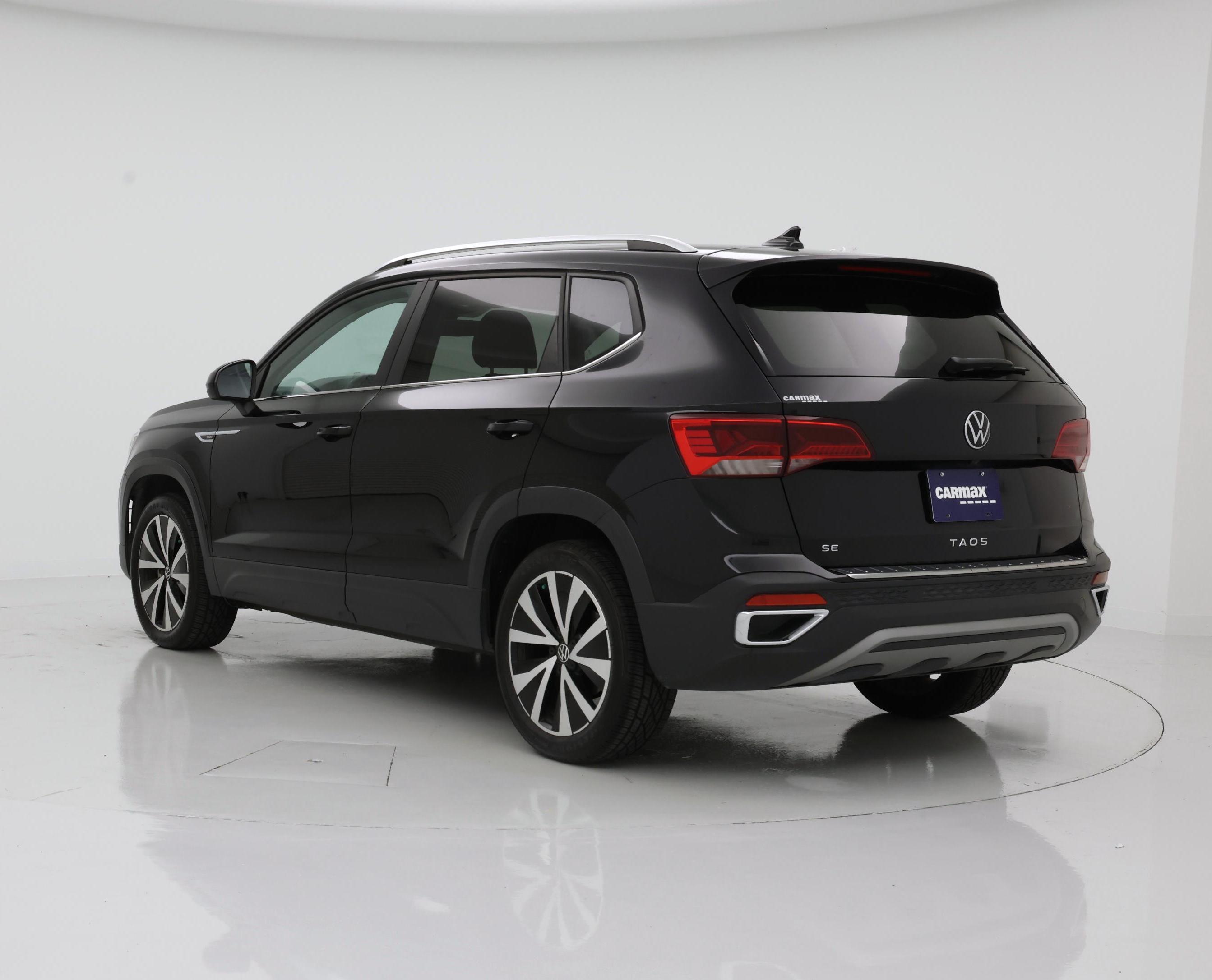 Thumbnail: 2022 Volkswagen Taos - 2