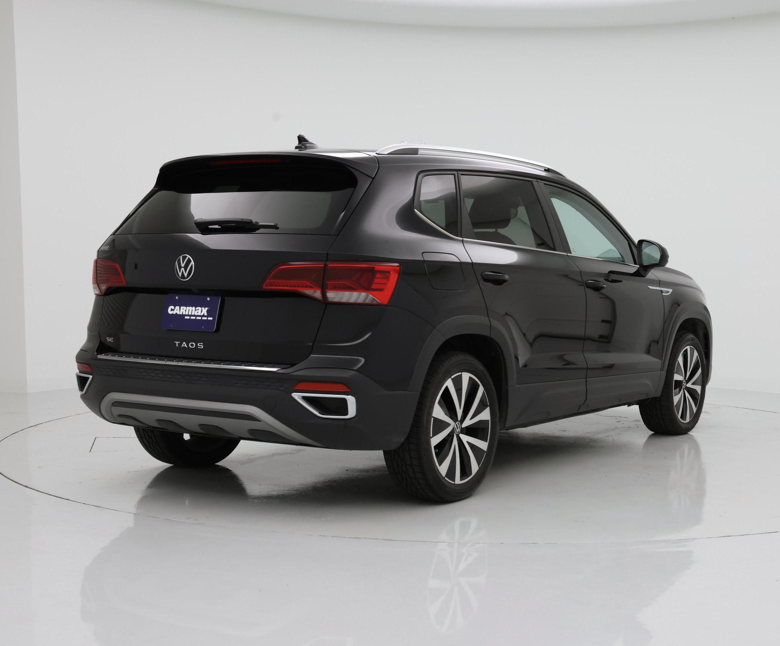 Thumbnail: 2022 Volkswagen Taos - 8
