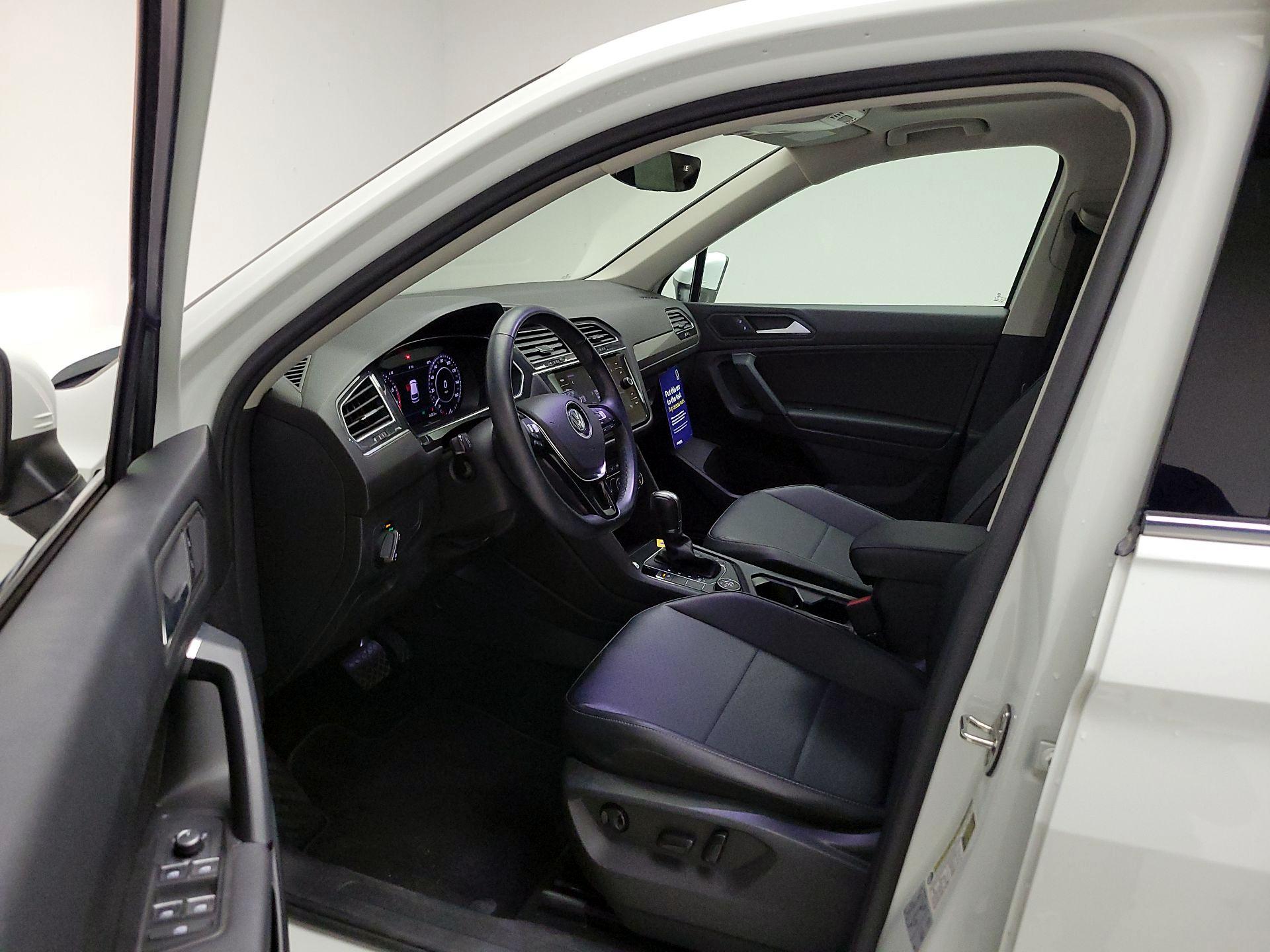 Thumbnail: 2019 Volkswagen Tiguan - 11