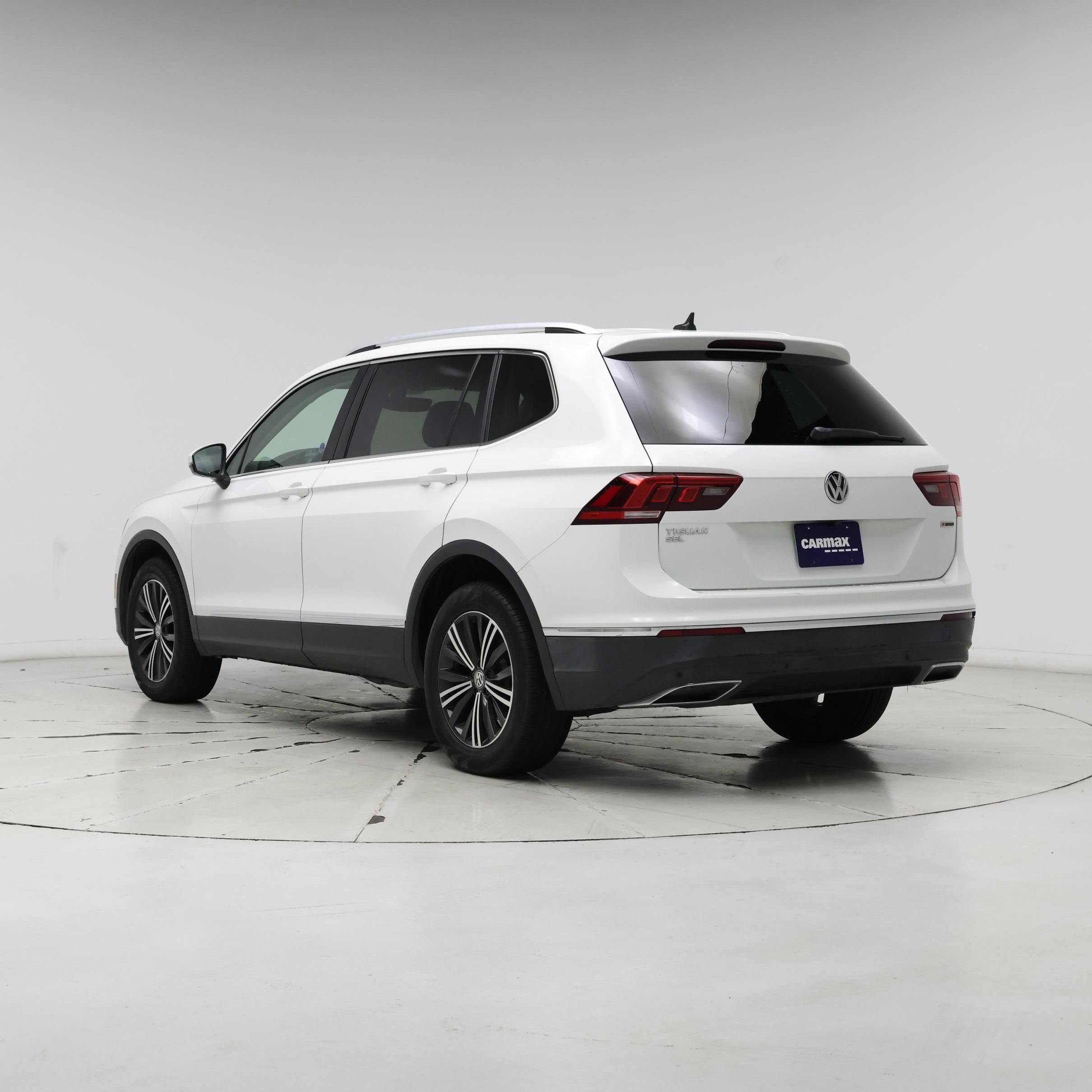 Thumbnail: 2019 Volkswagen Tiguan - 2