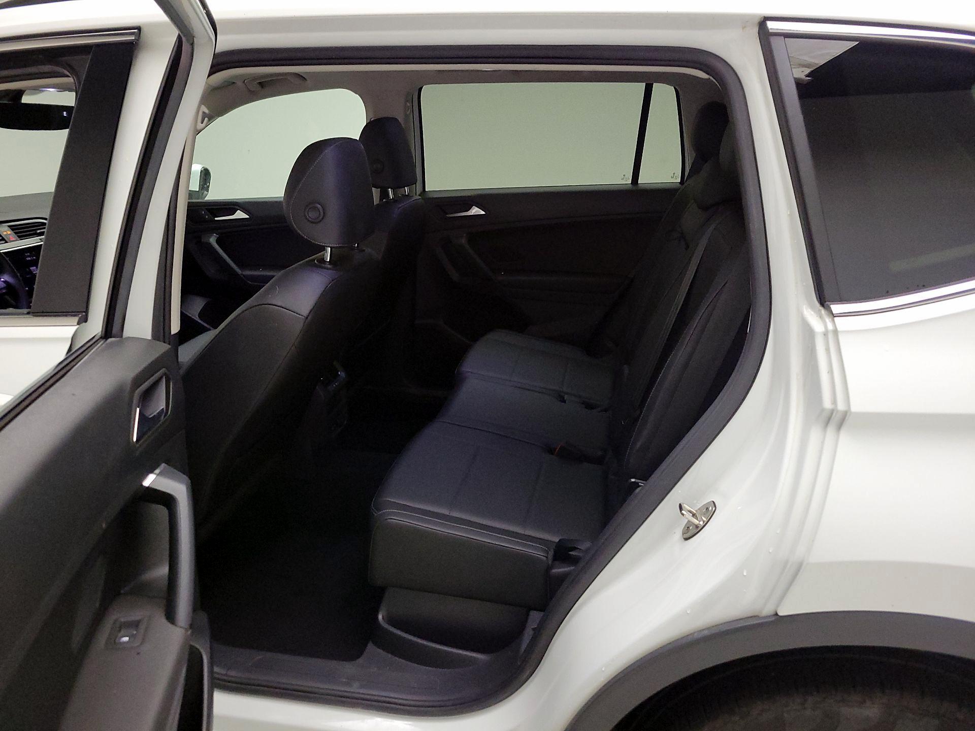 Thumbnail: 2019 Volkswagen Tiguan - 19