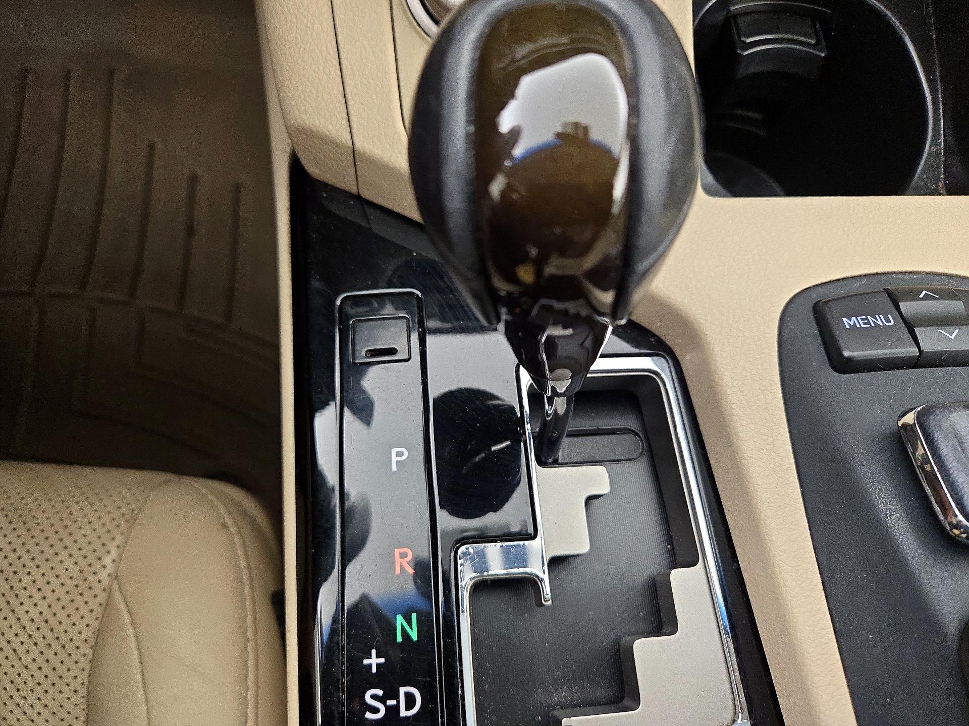 Thumbnail: 2015 Lexus ES - 17