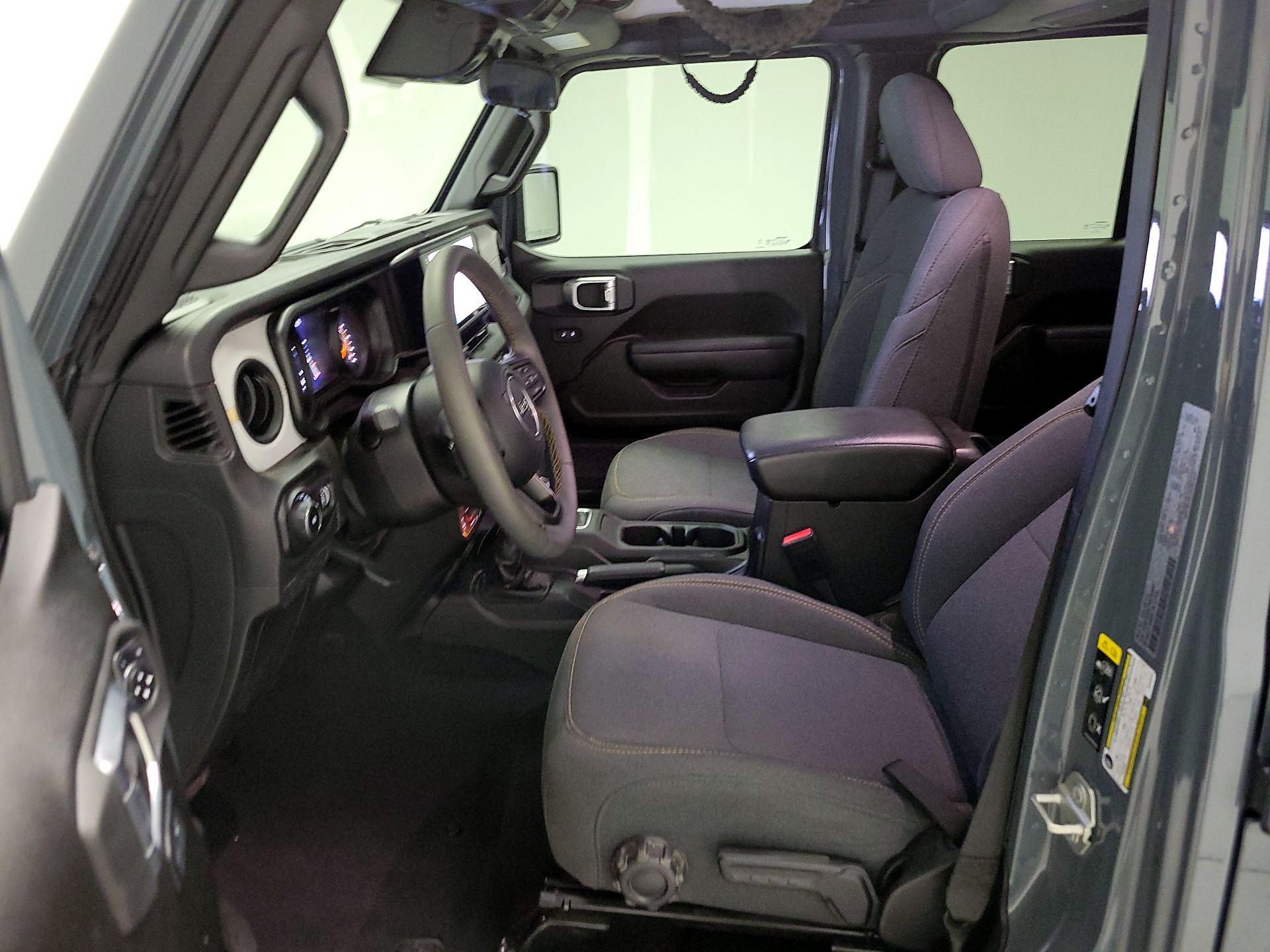 Thumbnail: 2024 Jeep Wrangler - 11