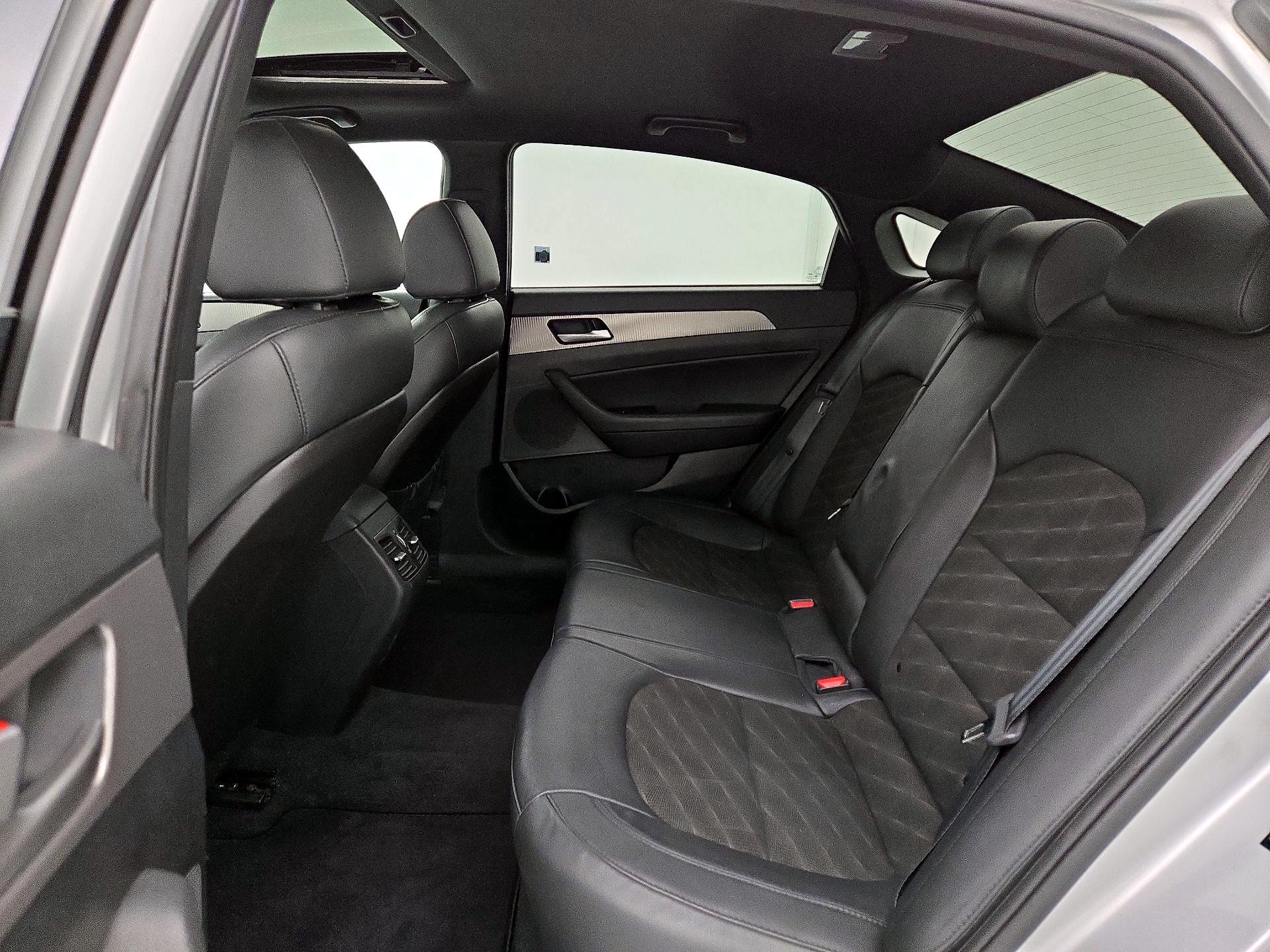 Thumbnail: 2019 Hyundai Sonata - 20