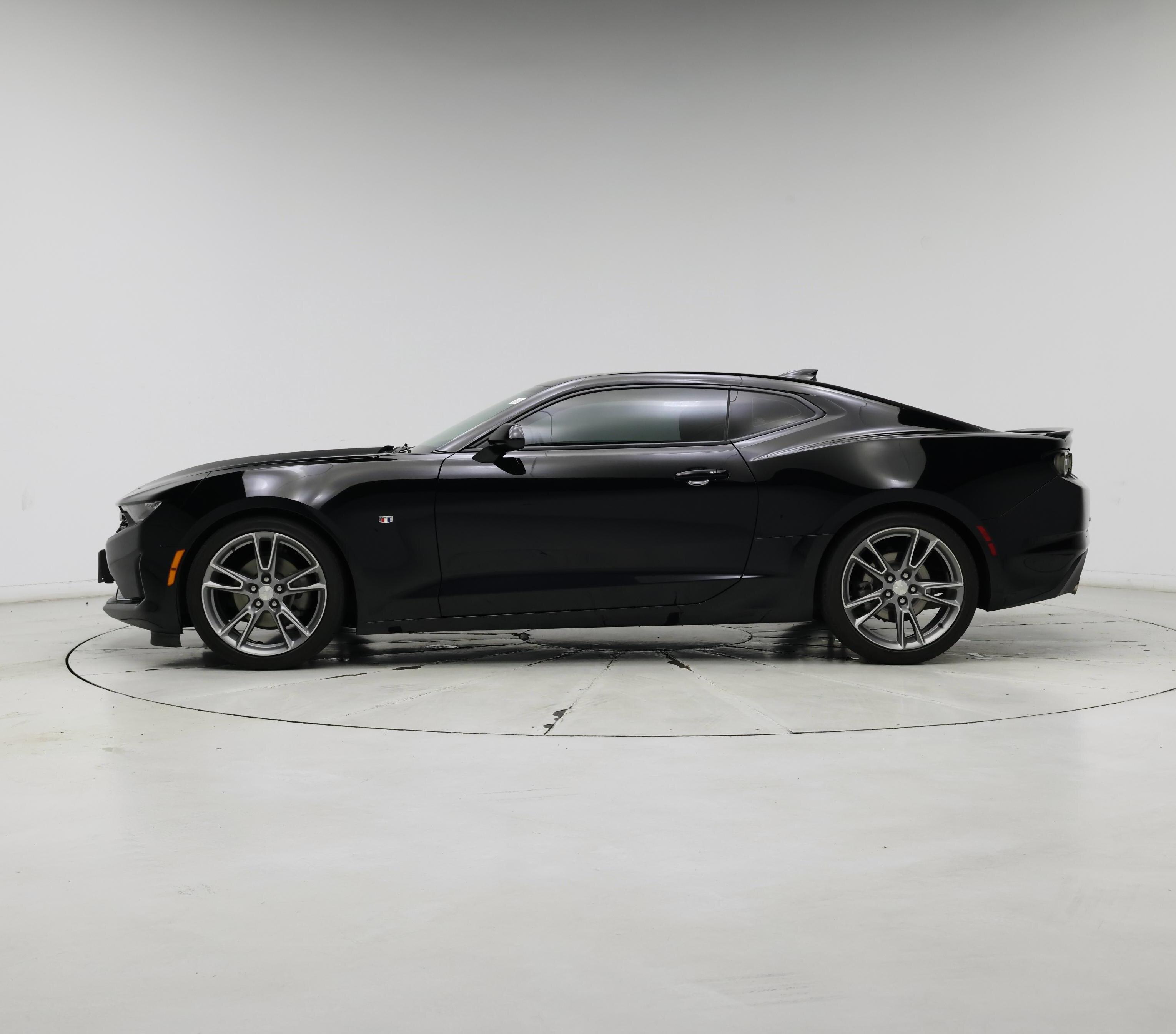 Thumbnail: 2021 Chevrolet Camaro - 3