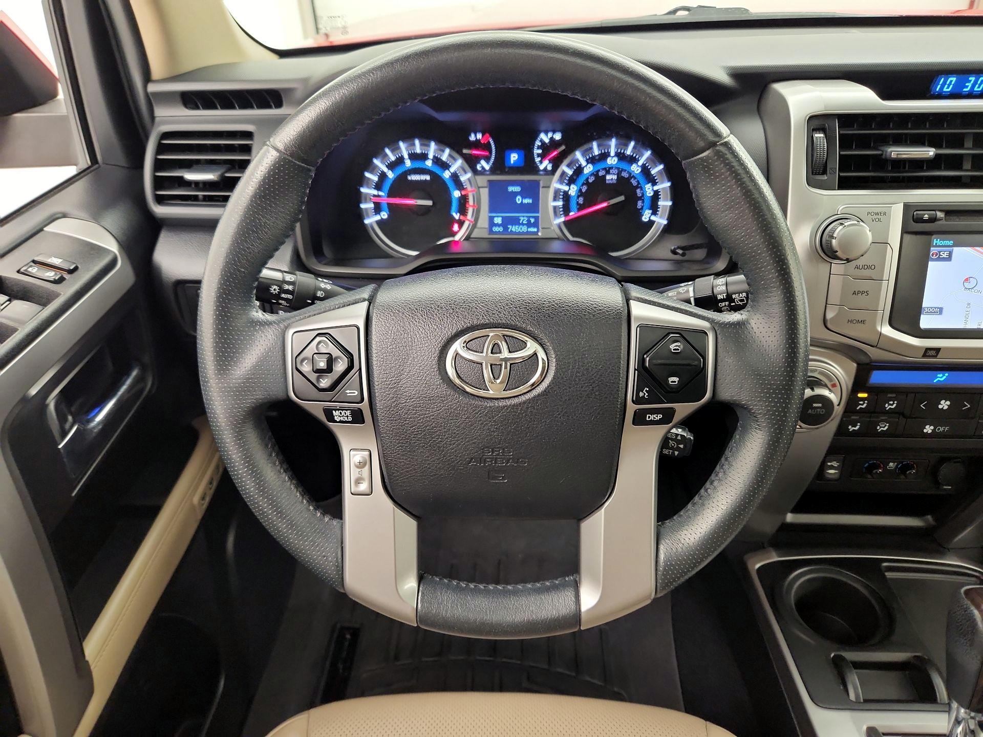 Thumbnail: 2015 Toyota 4Runner - 10