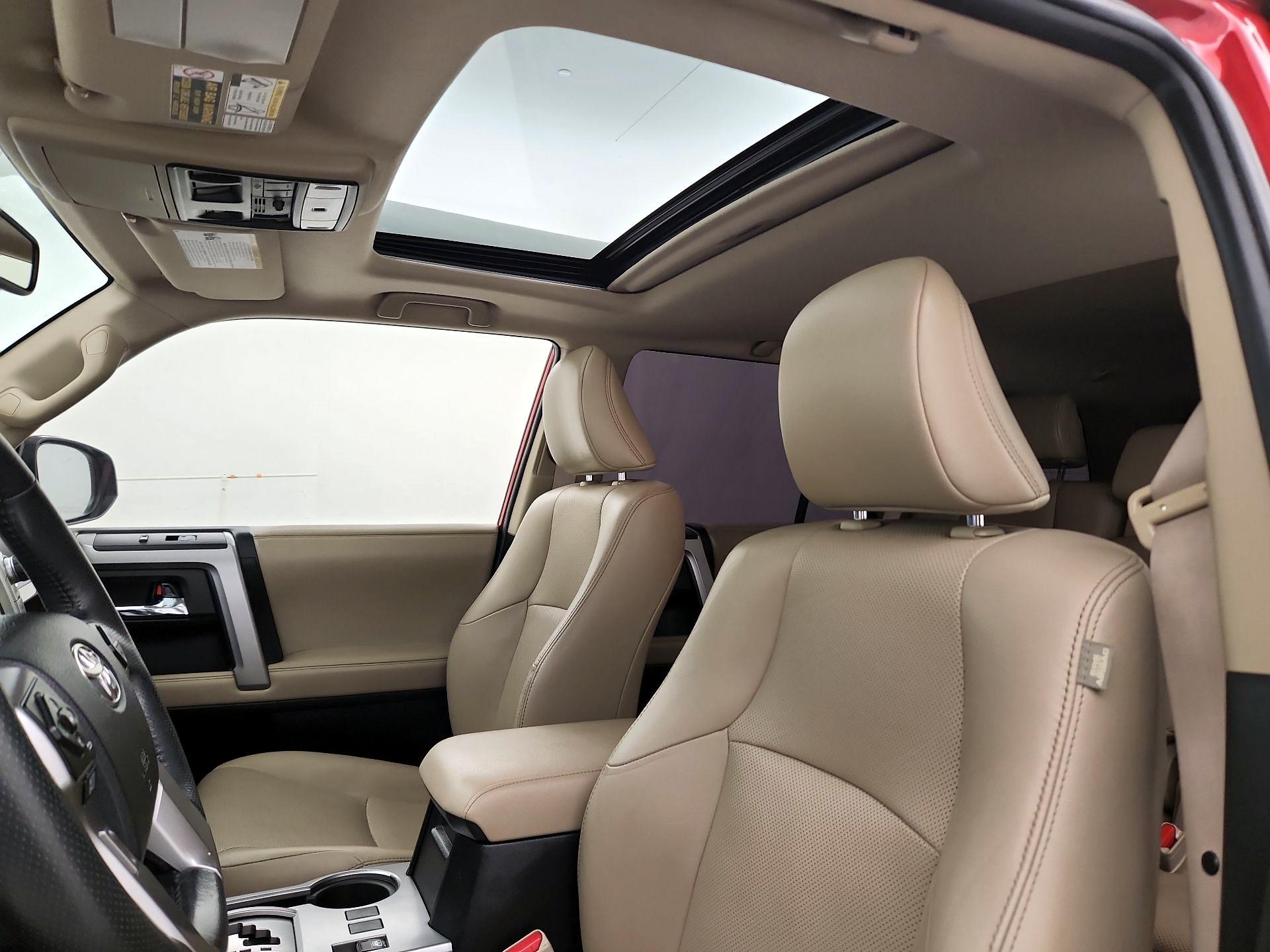 Thumbnail: 2015 Toyota 4Runner - 18