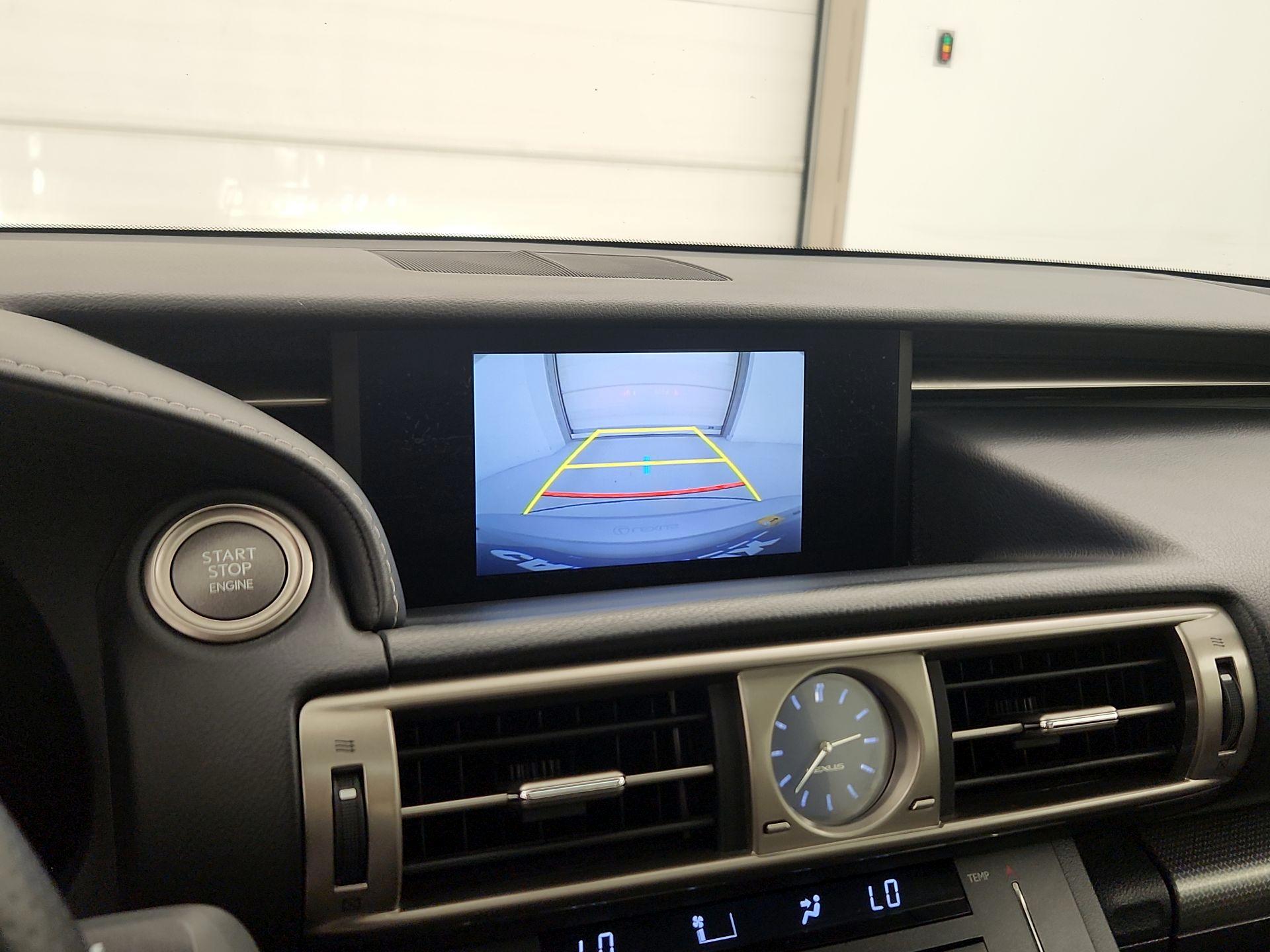 Thumbnail: 2016 Lexus IS - 14