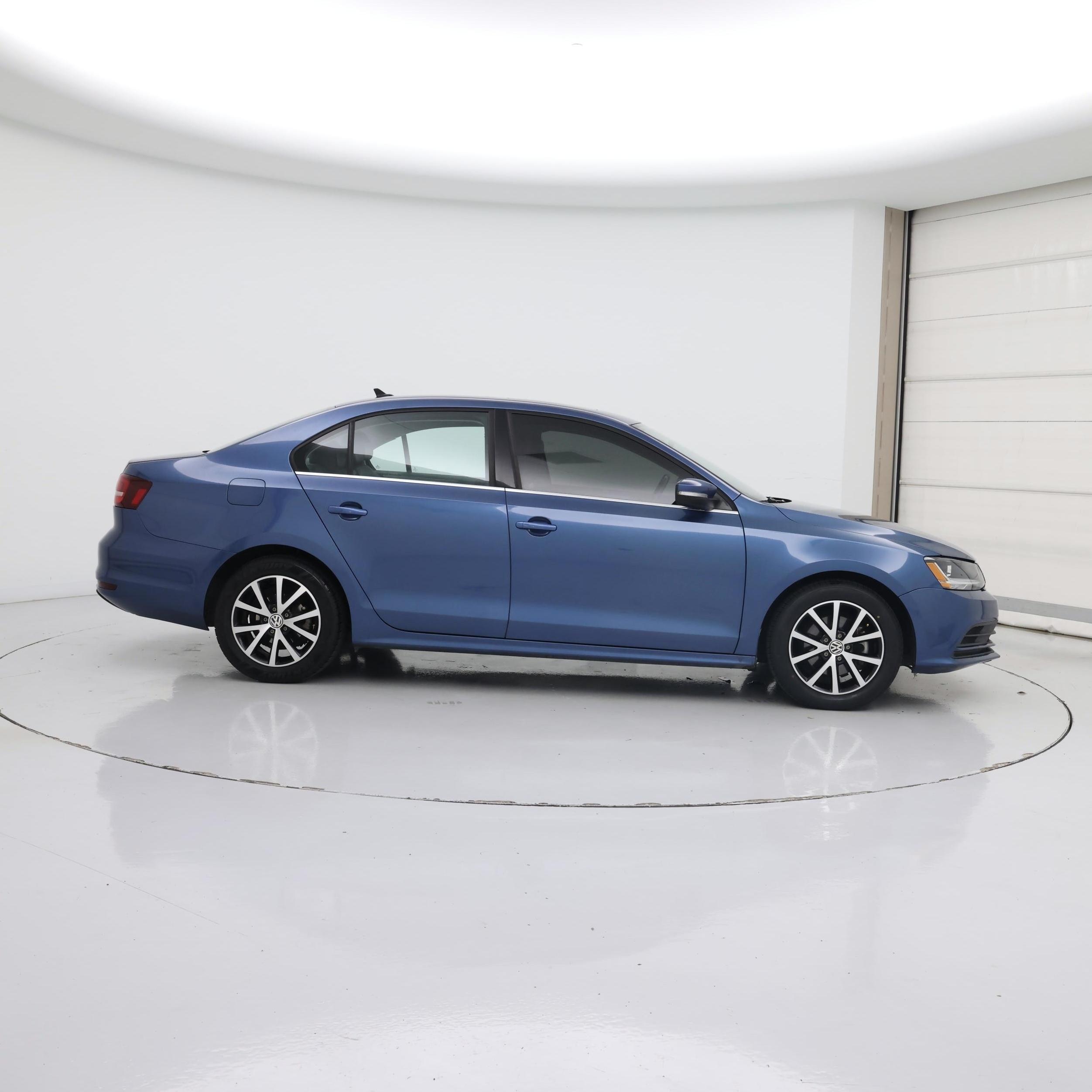 Thumbnail: 2017 Volkswagen Jetta - 7