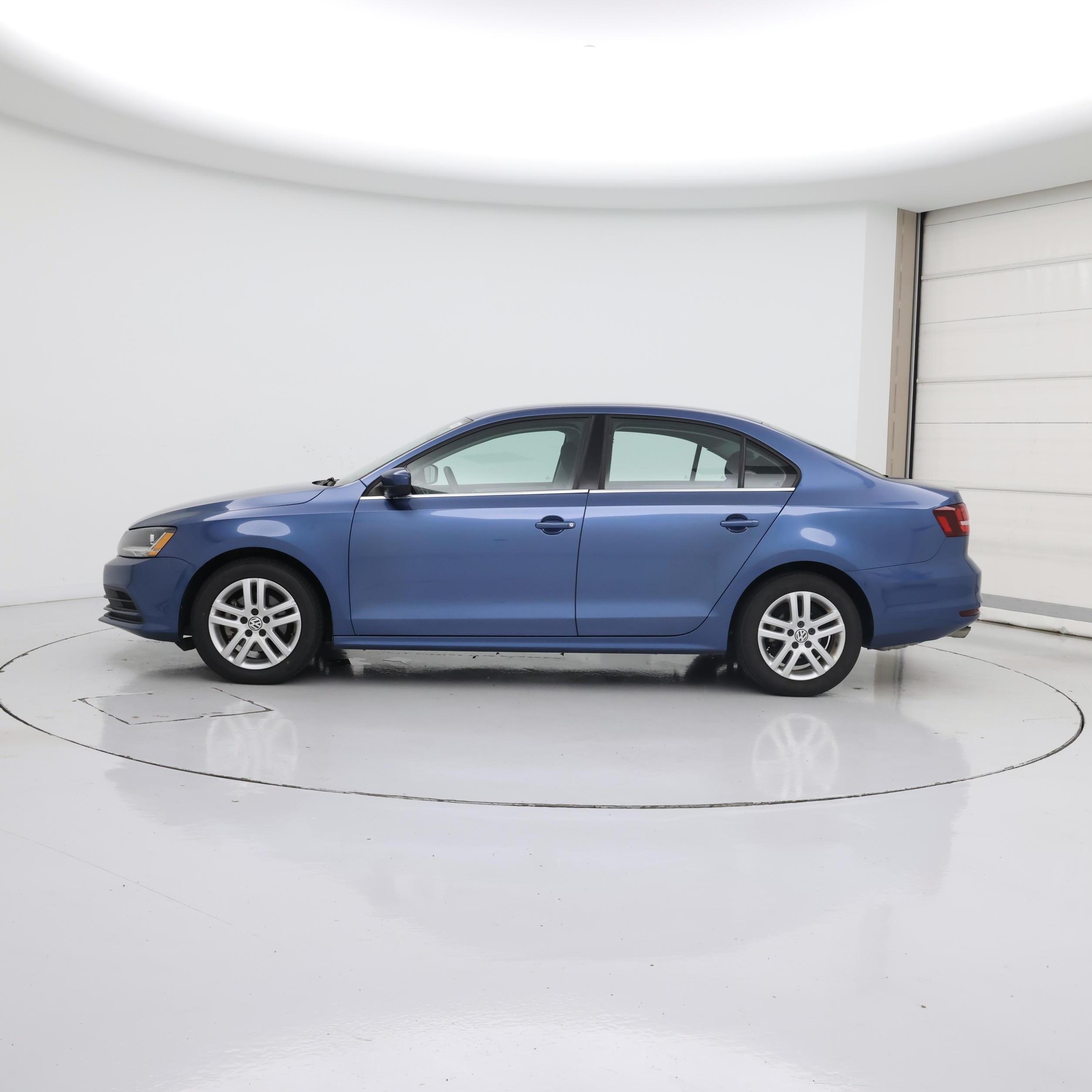 Thumbnail: 2017 Volkswagen Jetta - 3