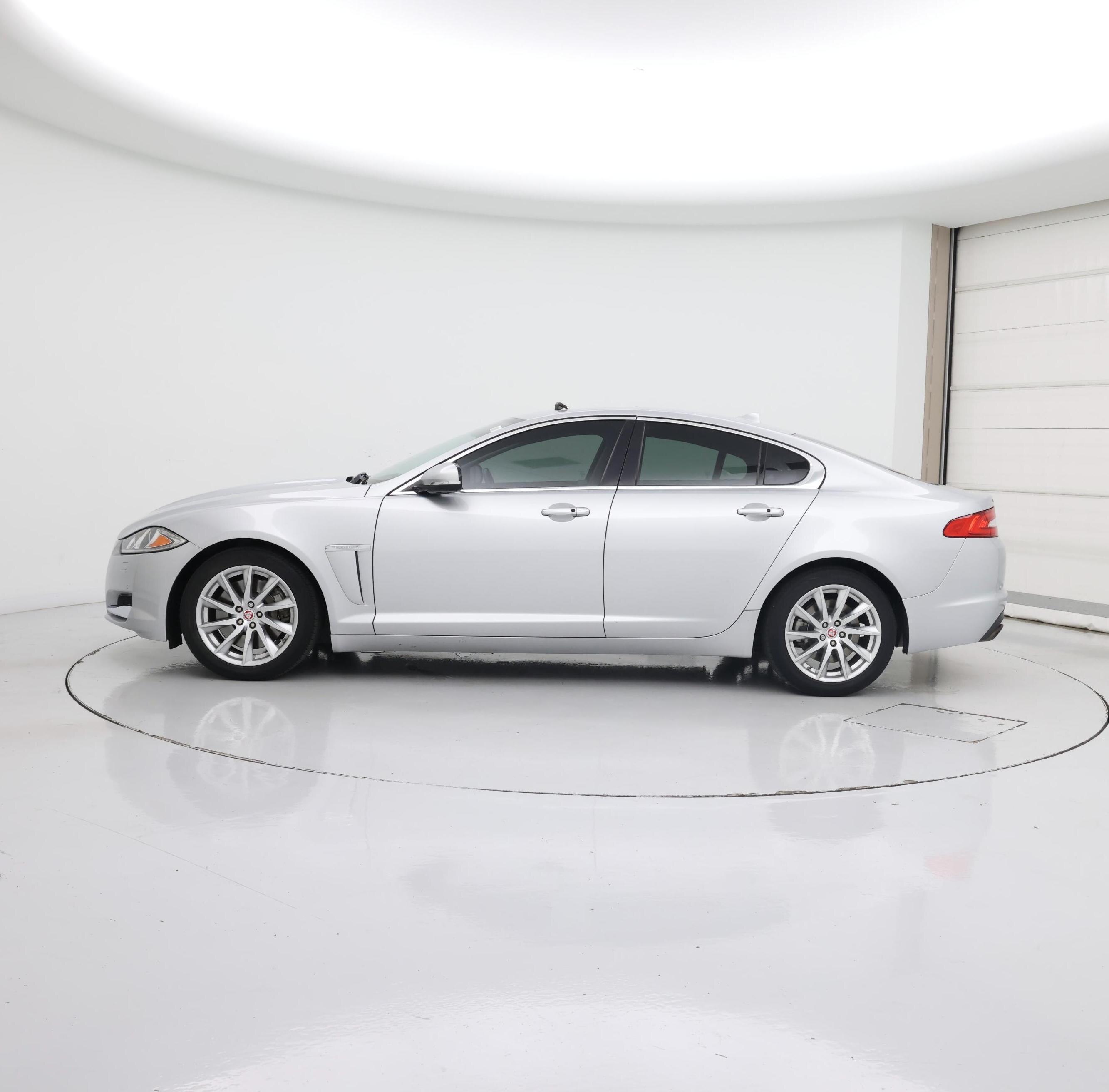 Thumbnail: 2015 Jaguar XF - 3
