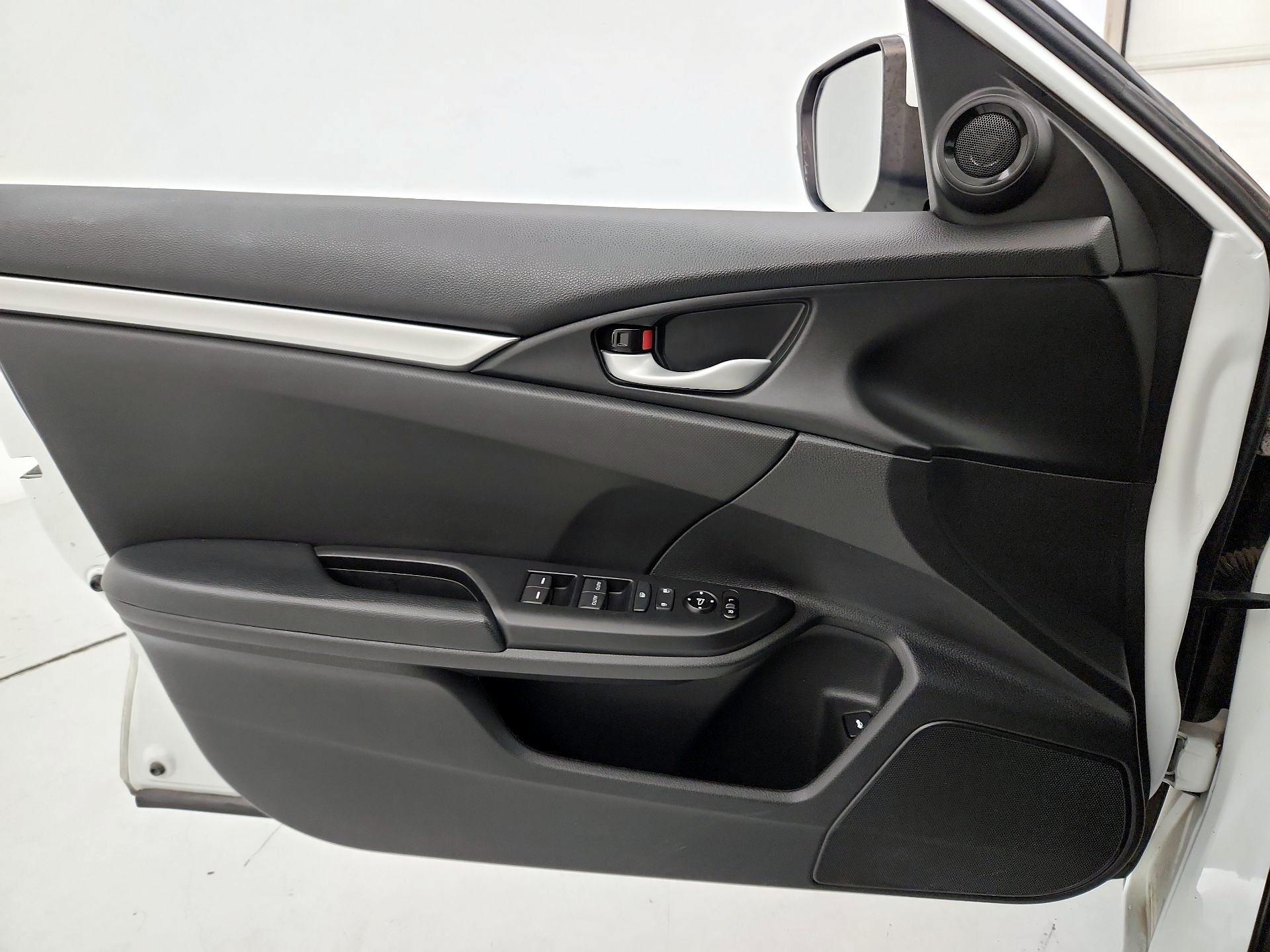 Thumbnail: 2019 Honda Civic - 12