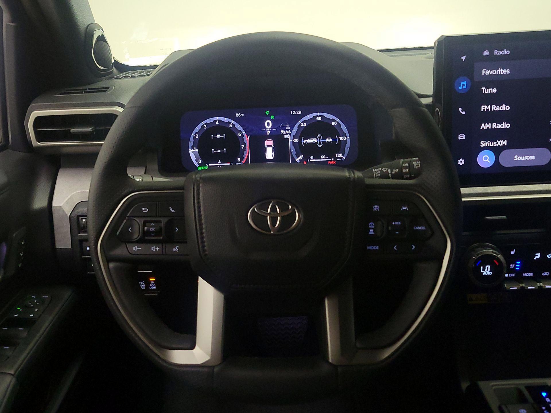 Thumbnail: 2025 Toyota 4Runner - 10