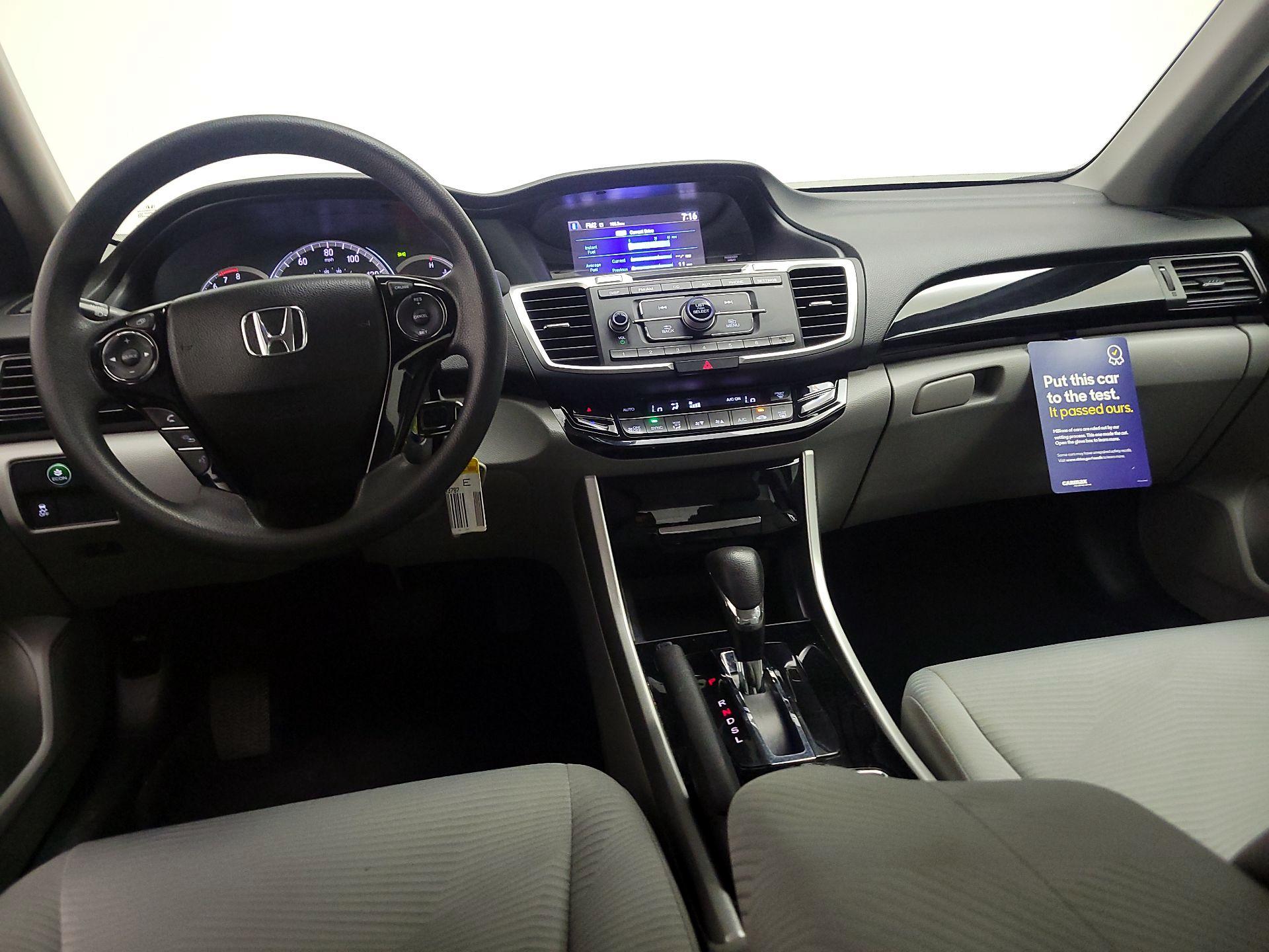 Thumbnail: 2016 Honda Accord - 9