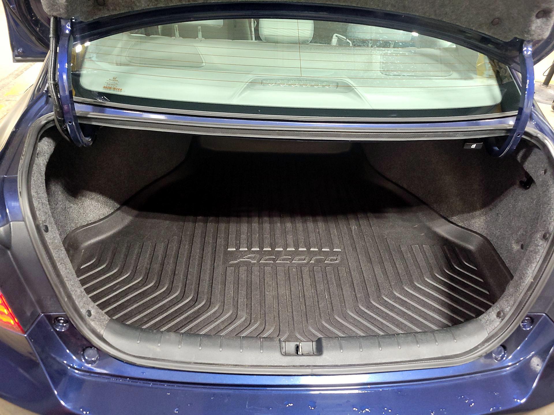 Thumbnail: 2016 Honda Accord - 20