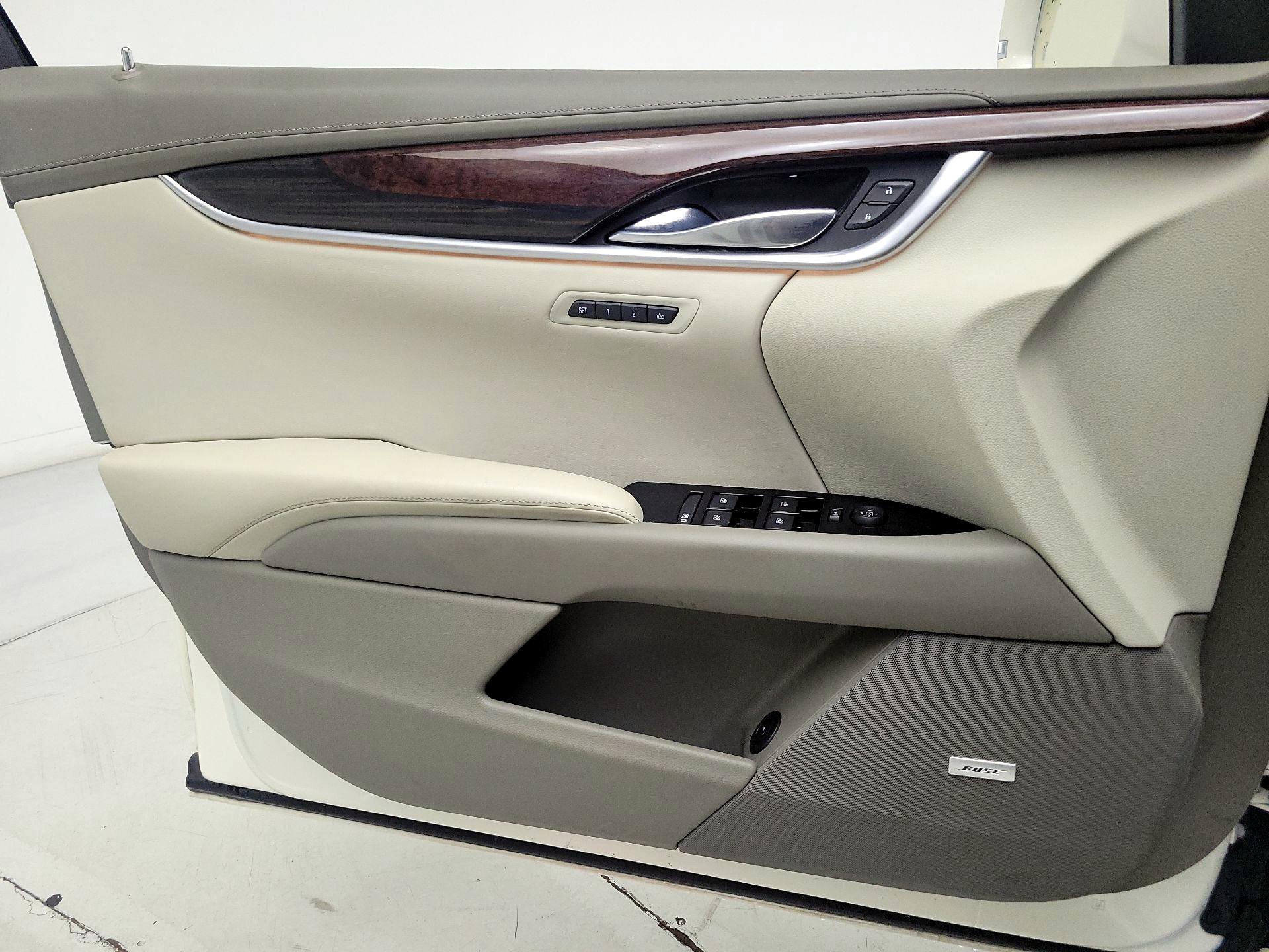 Thumbnail: 2014 Cadillac XTS - 12