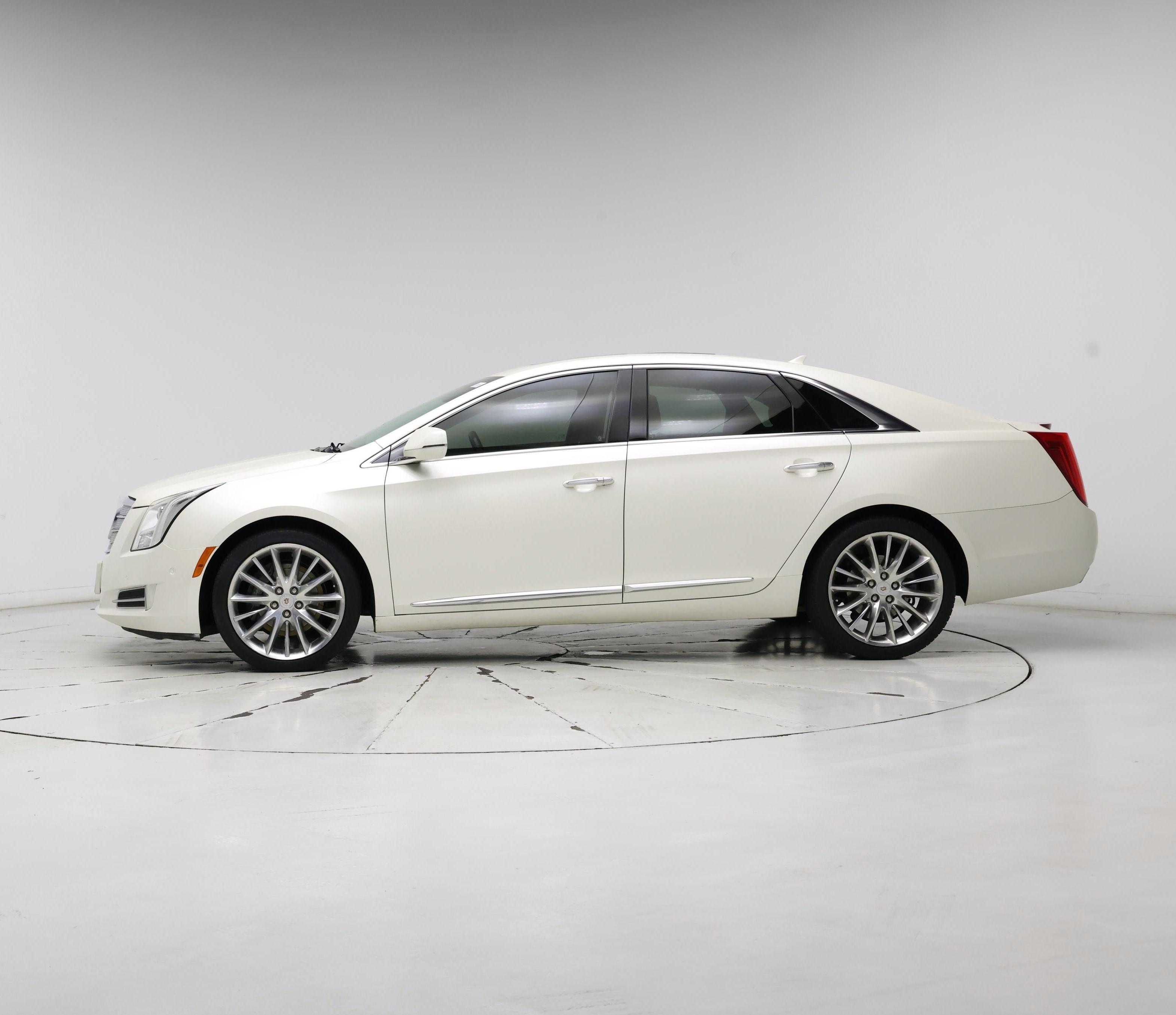 Thumbnail: 2014 Cadillac XTS - 3