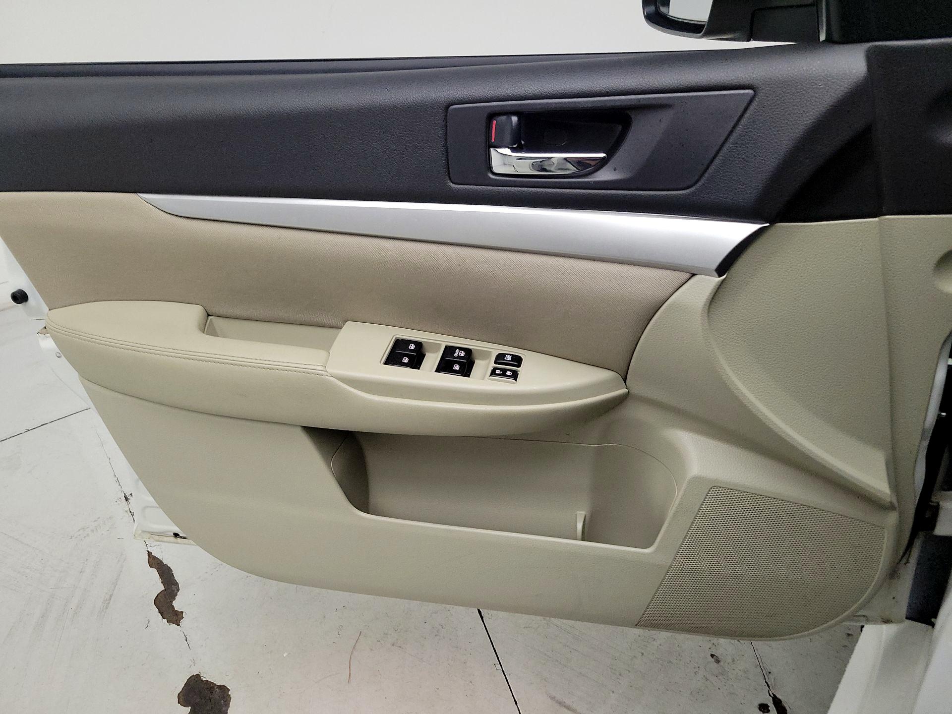 Thumbnail: 2014 Subaru Legacy - 12