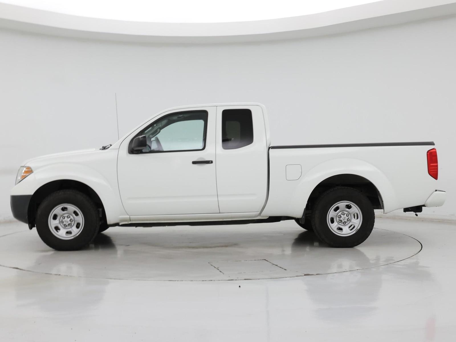 Image 4 of 2017 Nissan Frontier S
